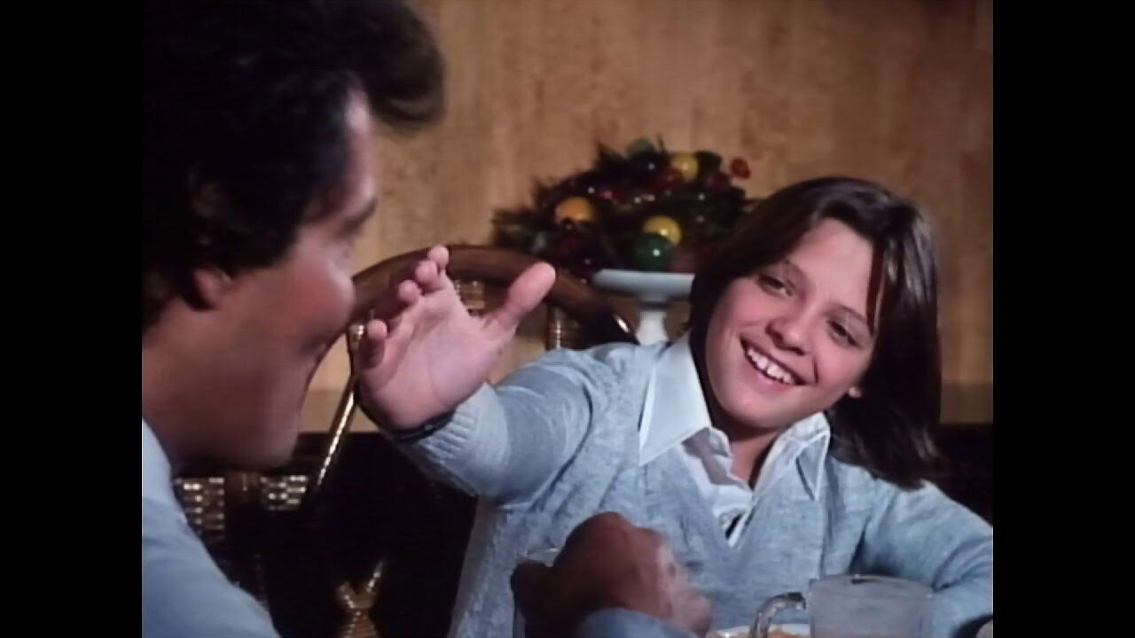 Backdrop for Ya nunca más