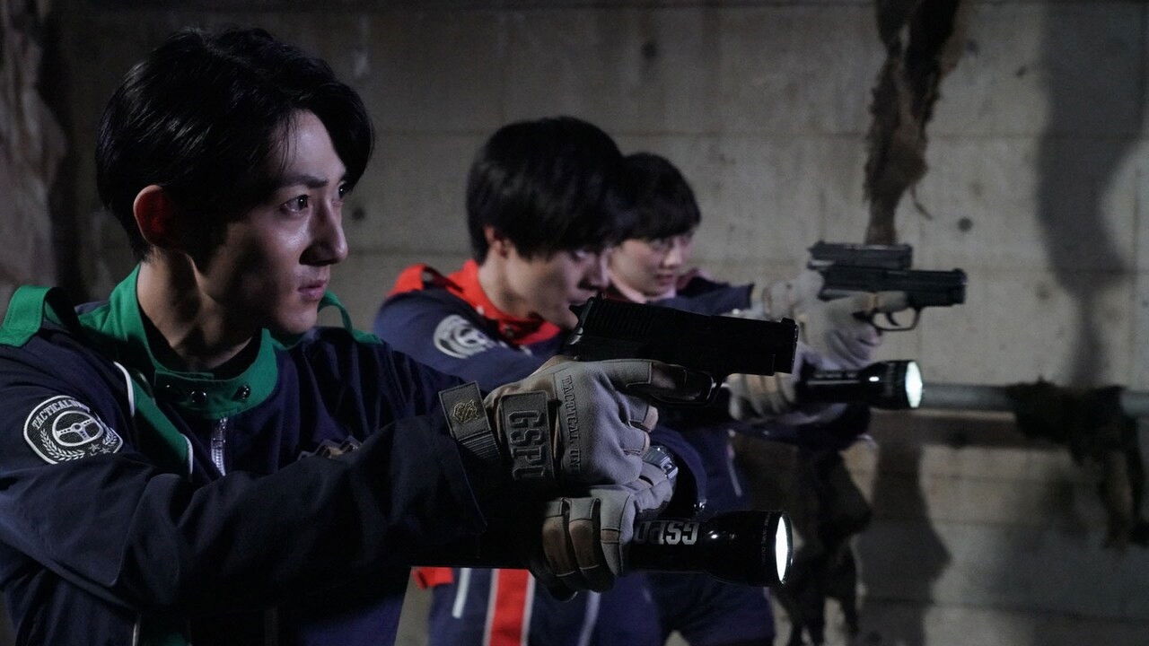 Backdrop for Keisatsu Sentai Patranger feat. Kaitou Sentai Lupinranger: The Other Patren #2