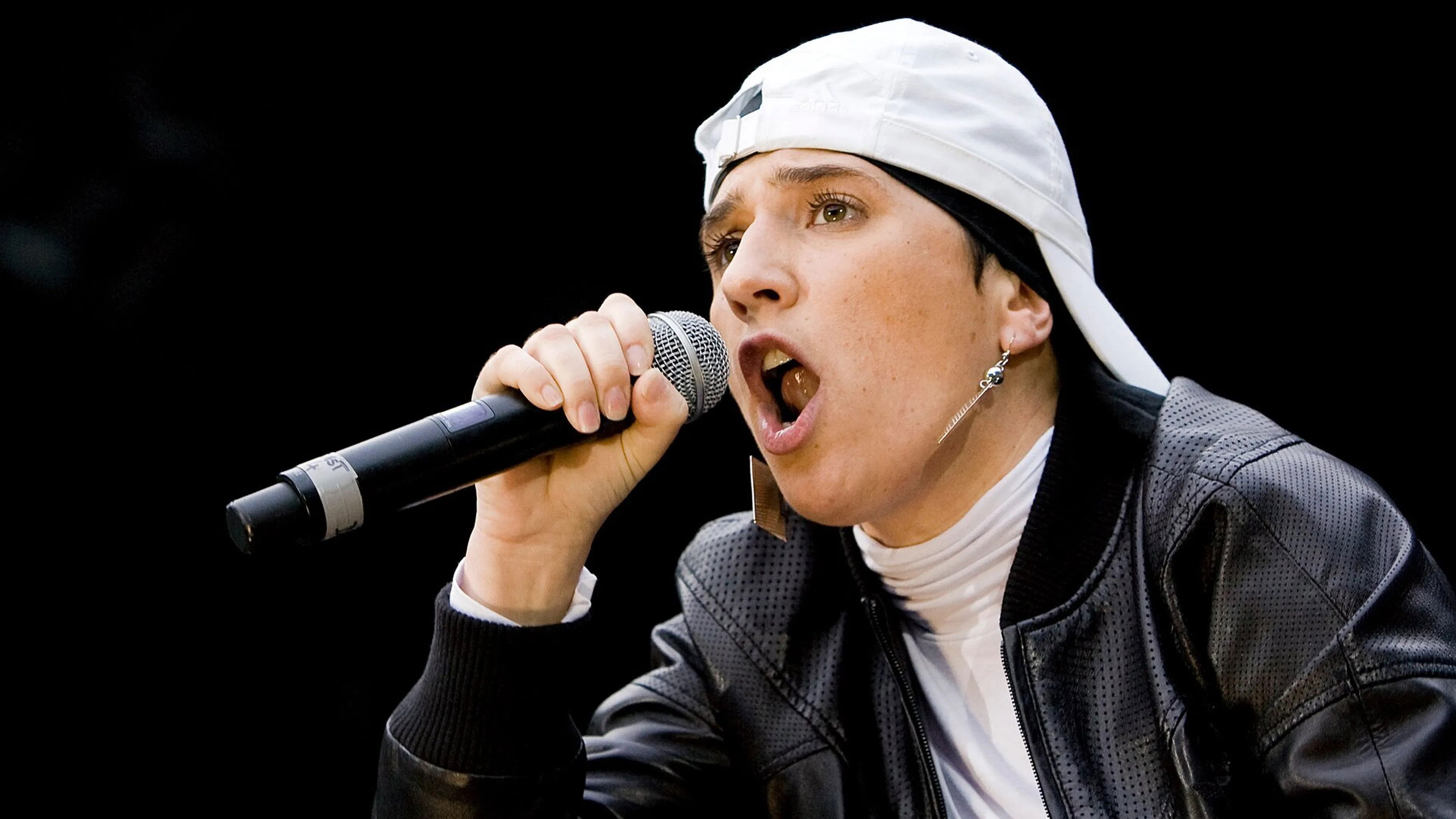 Backdrop for Diam's : De la lumière à l'ombre