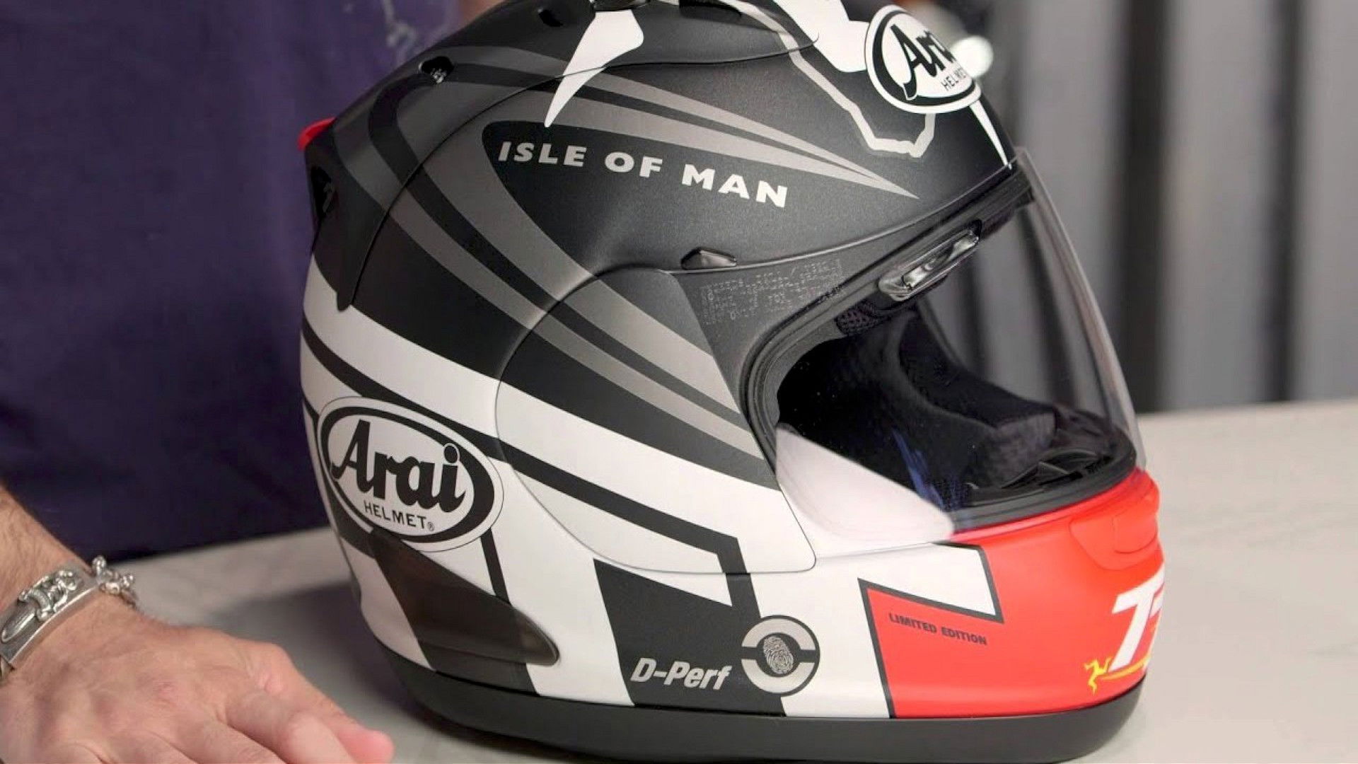 Backdrop for Isle Of Man TT: 2014 Review