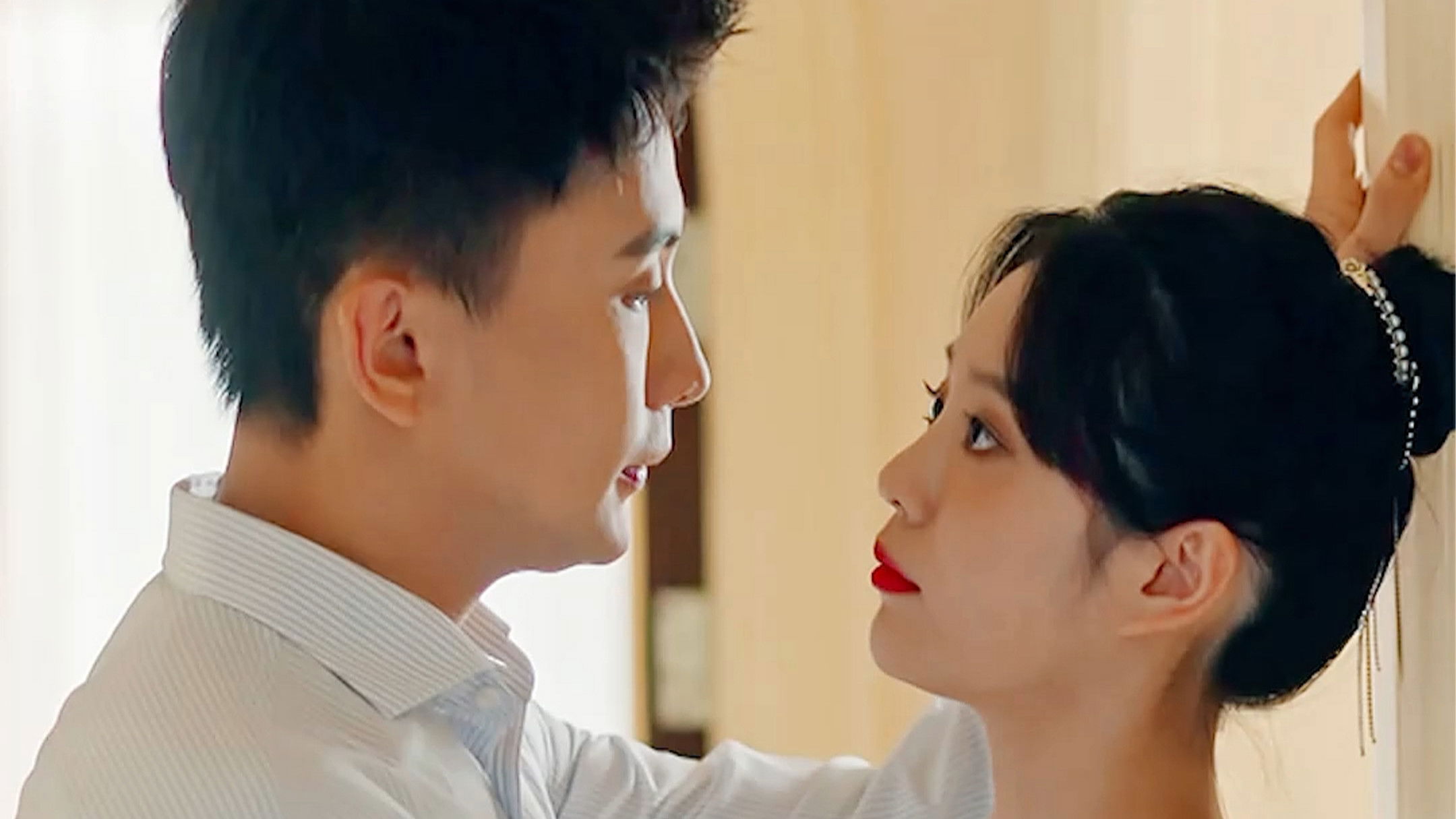 Backdrop for 哎呀，皇后娘娘来打工