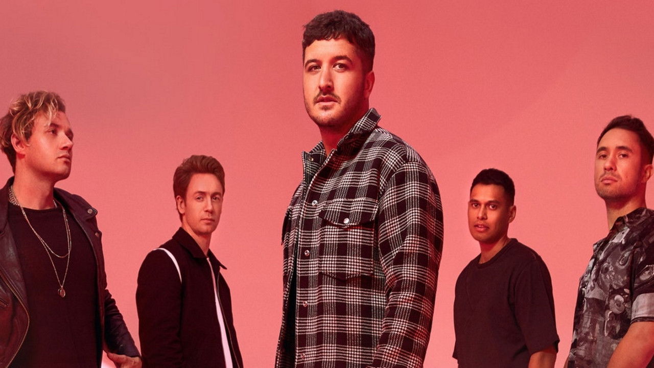 Backdrop for SIX60: Live At Western Springs