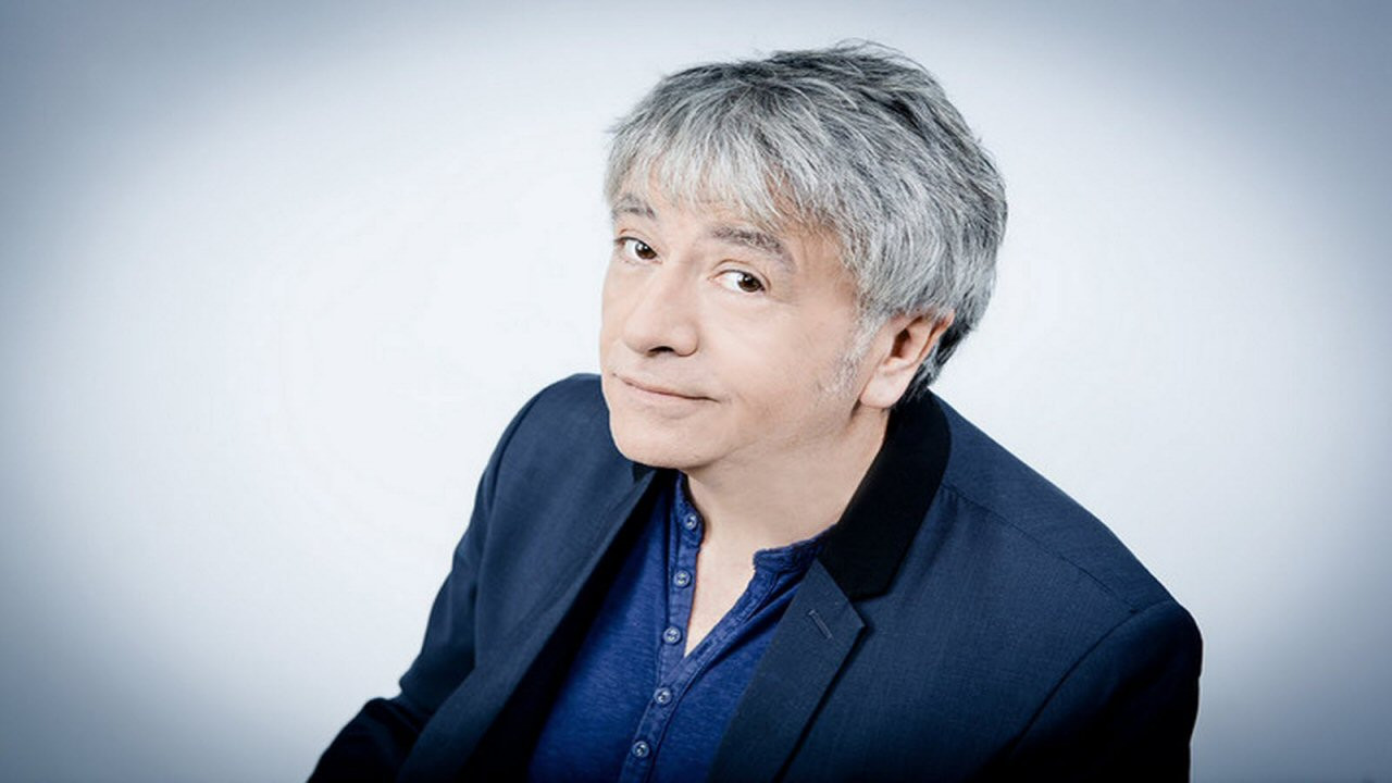 Backdrop for Lafesse : Lafesse gauche, Lafesse droite