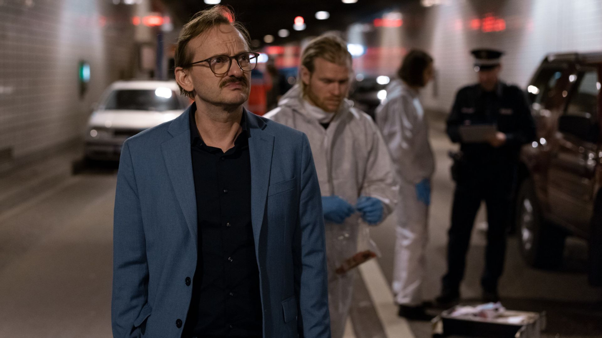 Backdrop for Danowski - Blutapfel