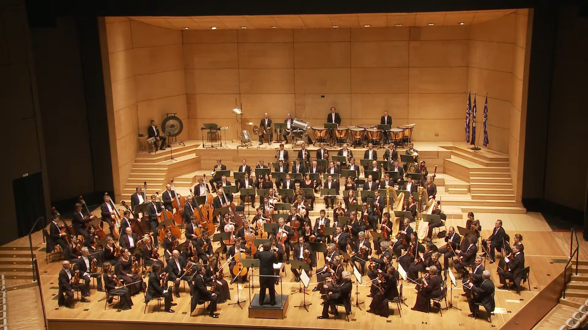 Backdrop for Gustav Mahler - Symphony No. 6 (Gewandhaus Orchestra Leipzig, Riccardo Chailly)