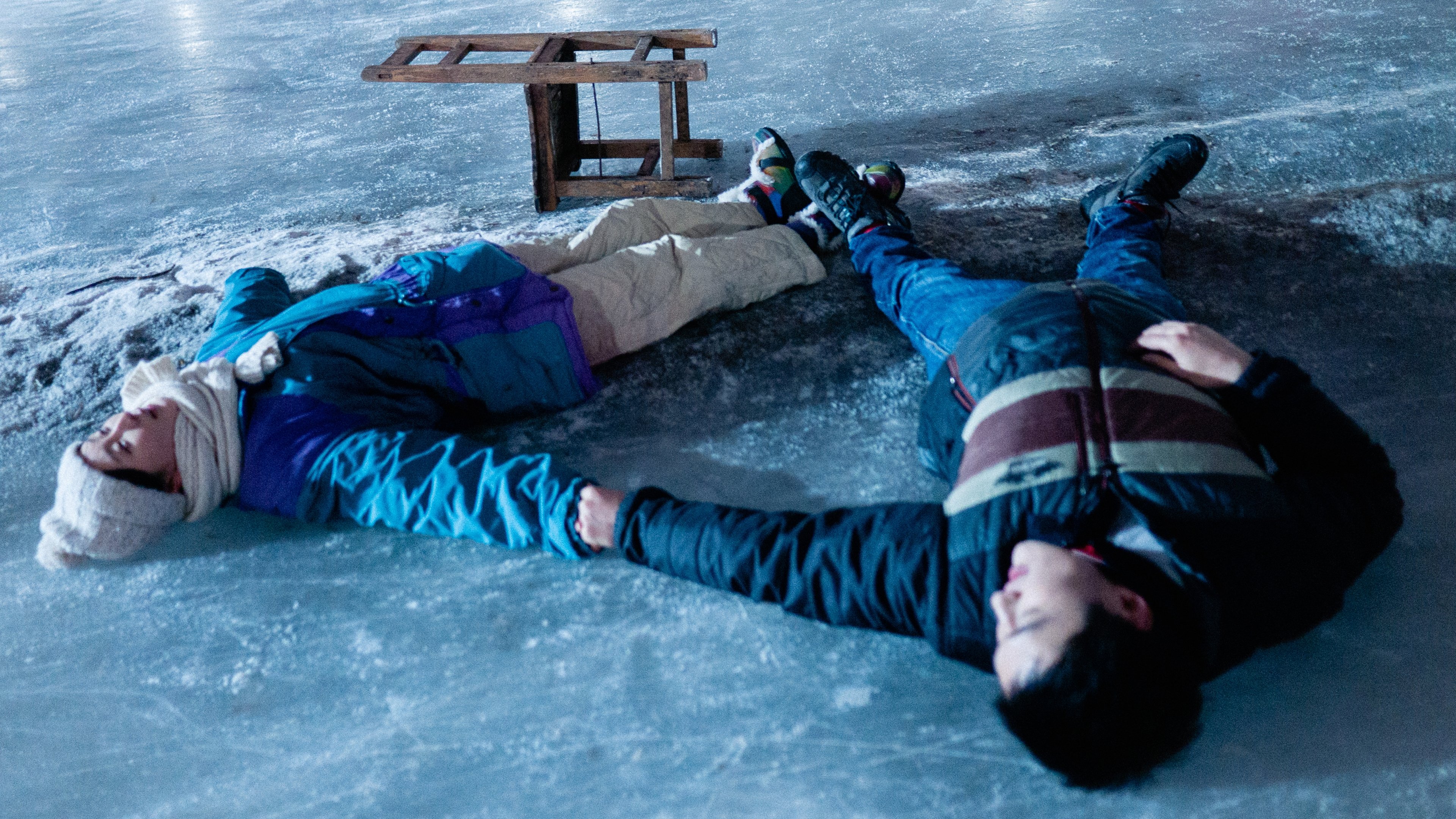 Backdrop for Carefree Days