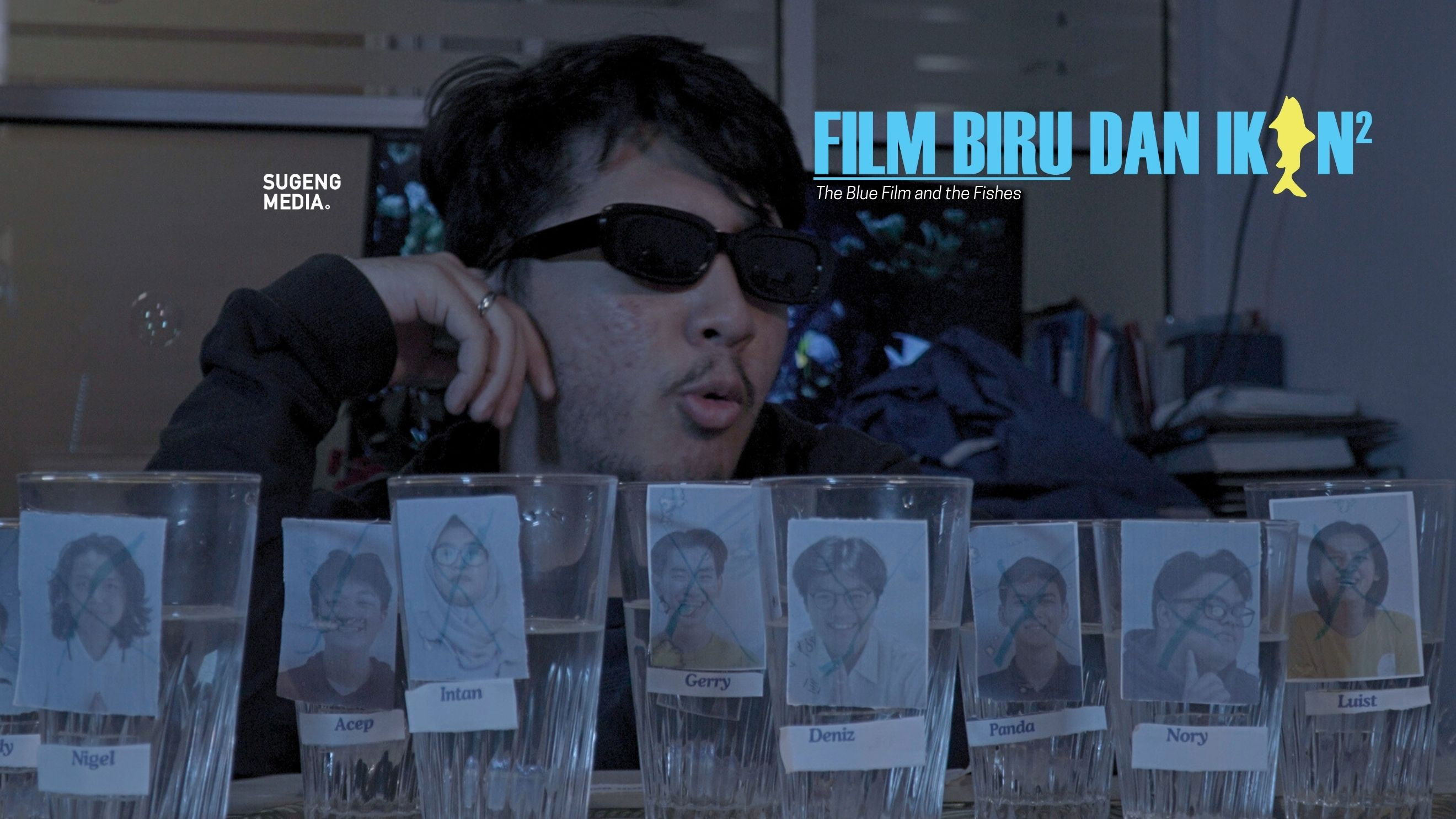 Backdrop for BLUE FILM AND THE FISHES