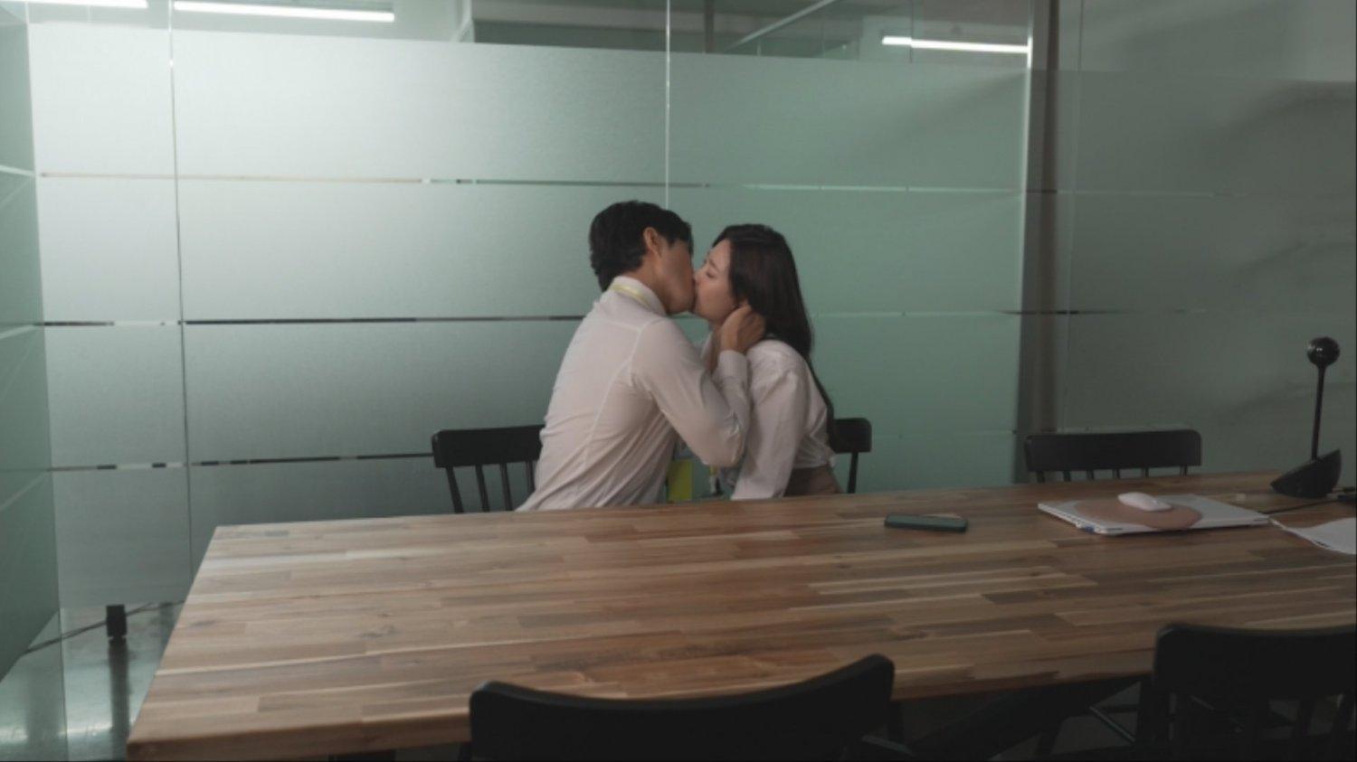 Backdrop for Yoon-Yool's Men Affairs