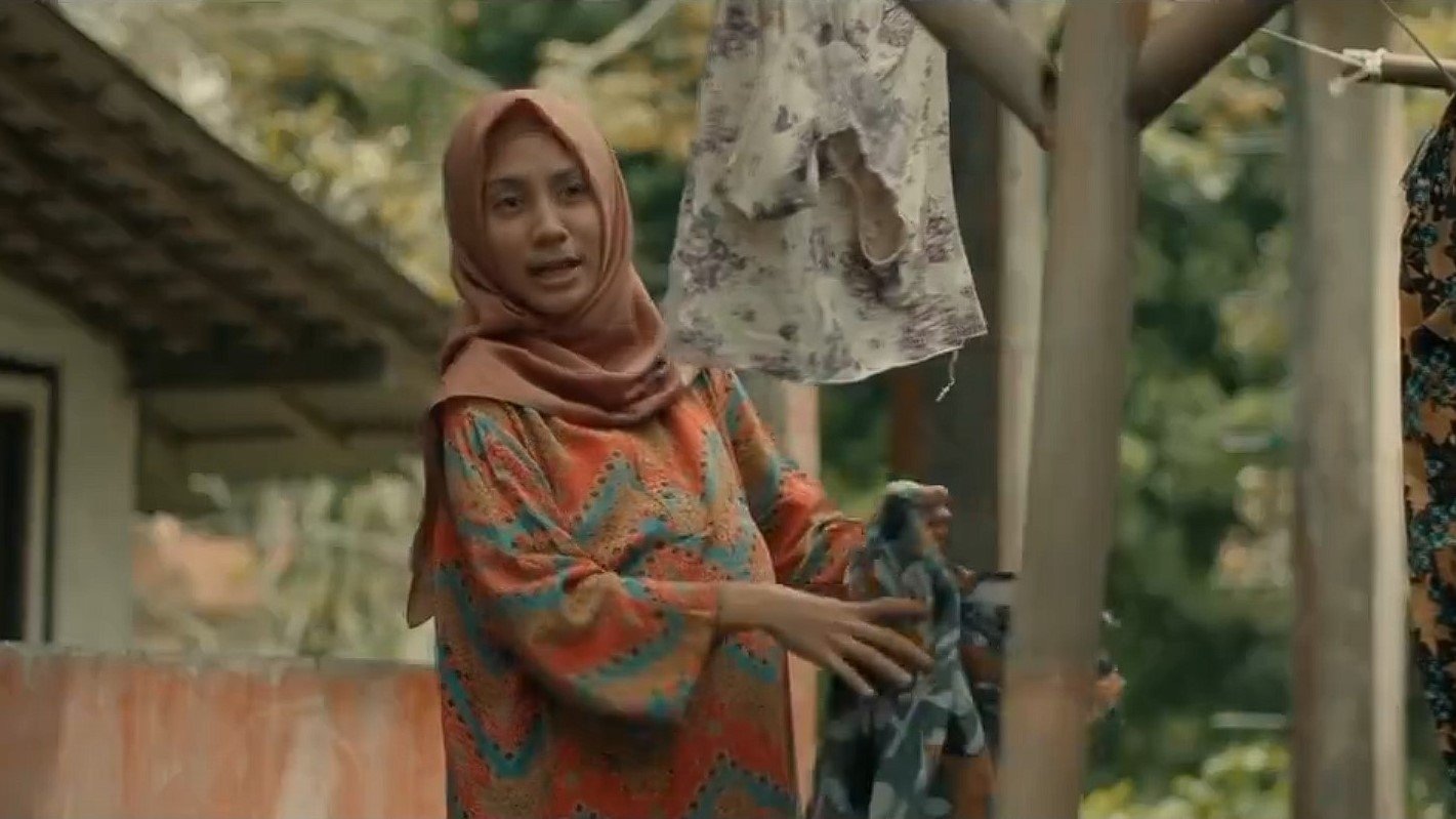 Backdrop for The Thorn: One Sacred Night