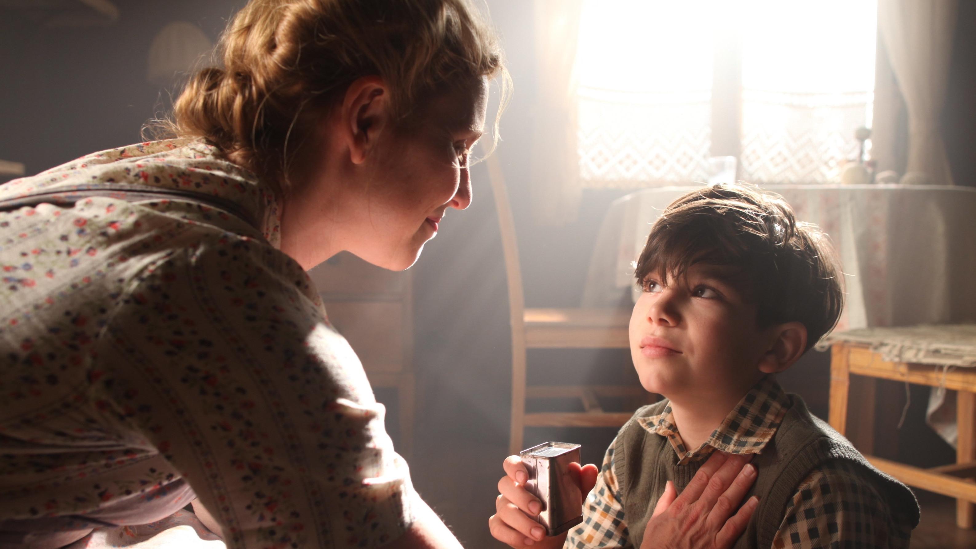 Backdrop for Simon & the Oaks