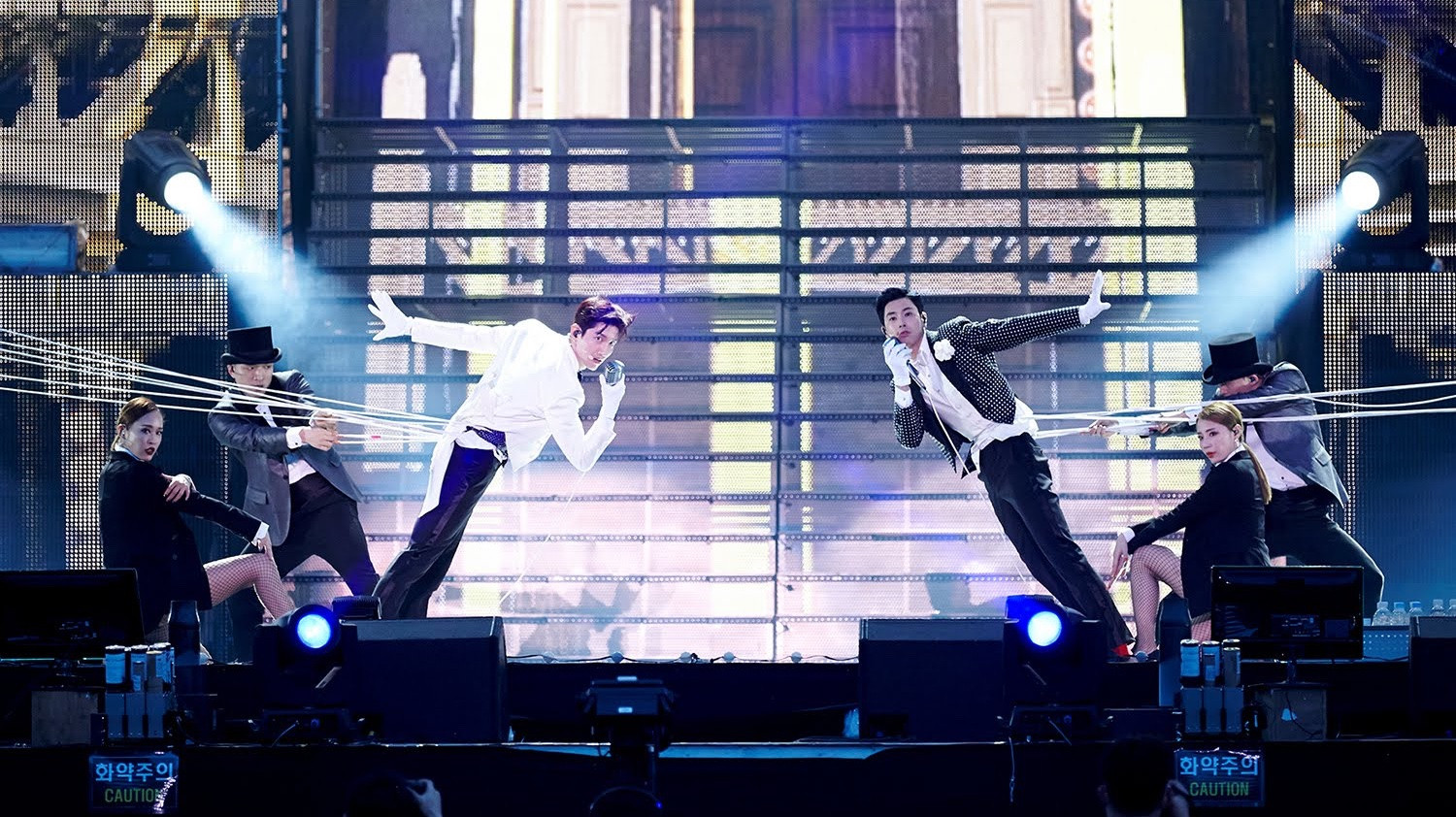 Backdrop for TVXQ! CONCERT -CIRCLE- #welcome in Seoul