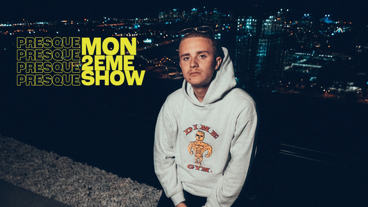 Backdrop for Show Intéressant