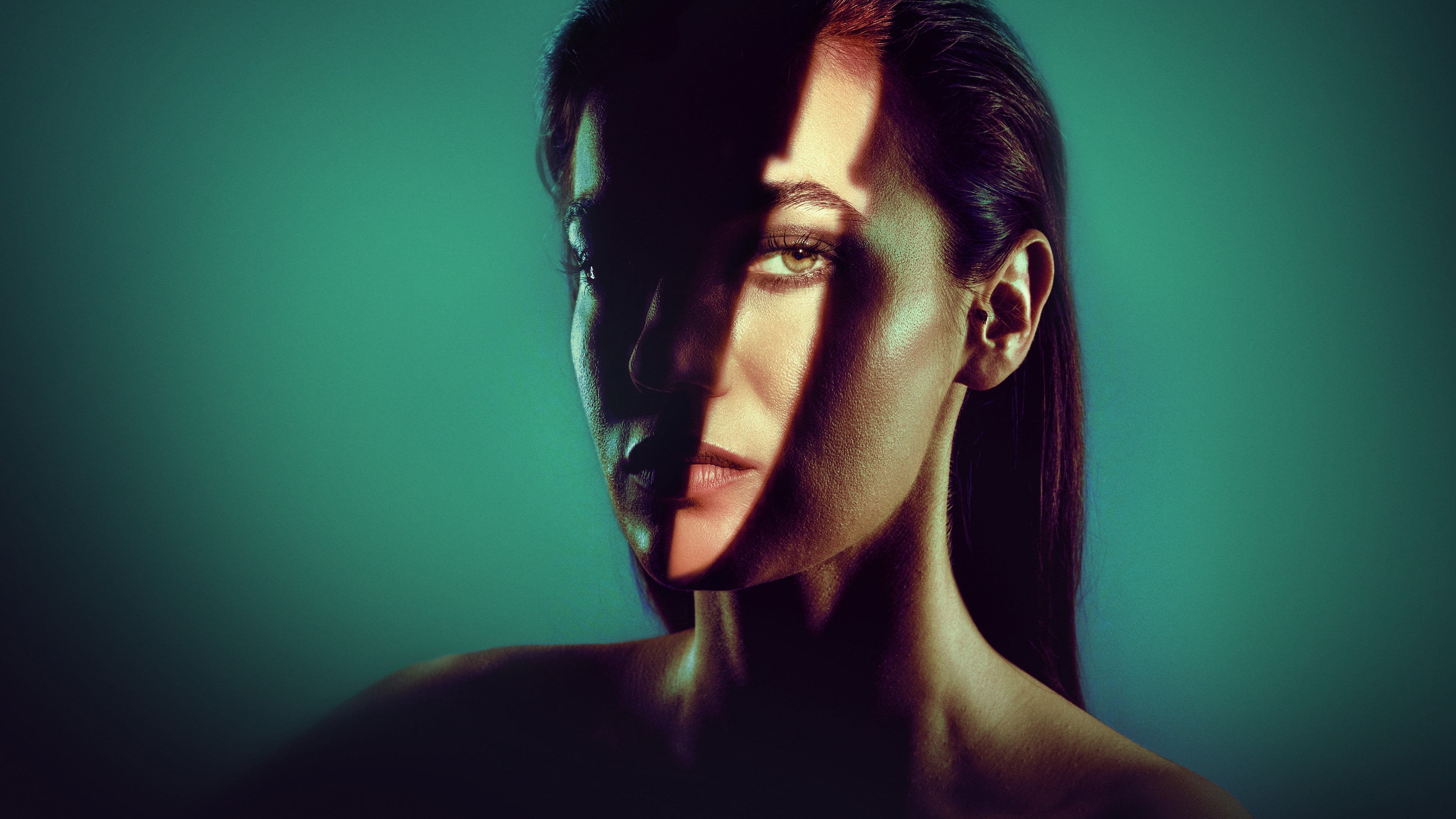 Backdrop for The Actress