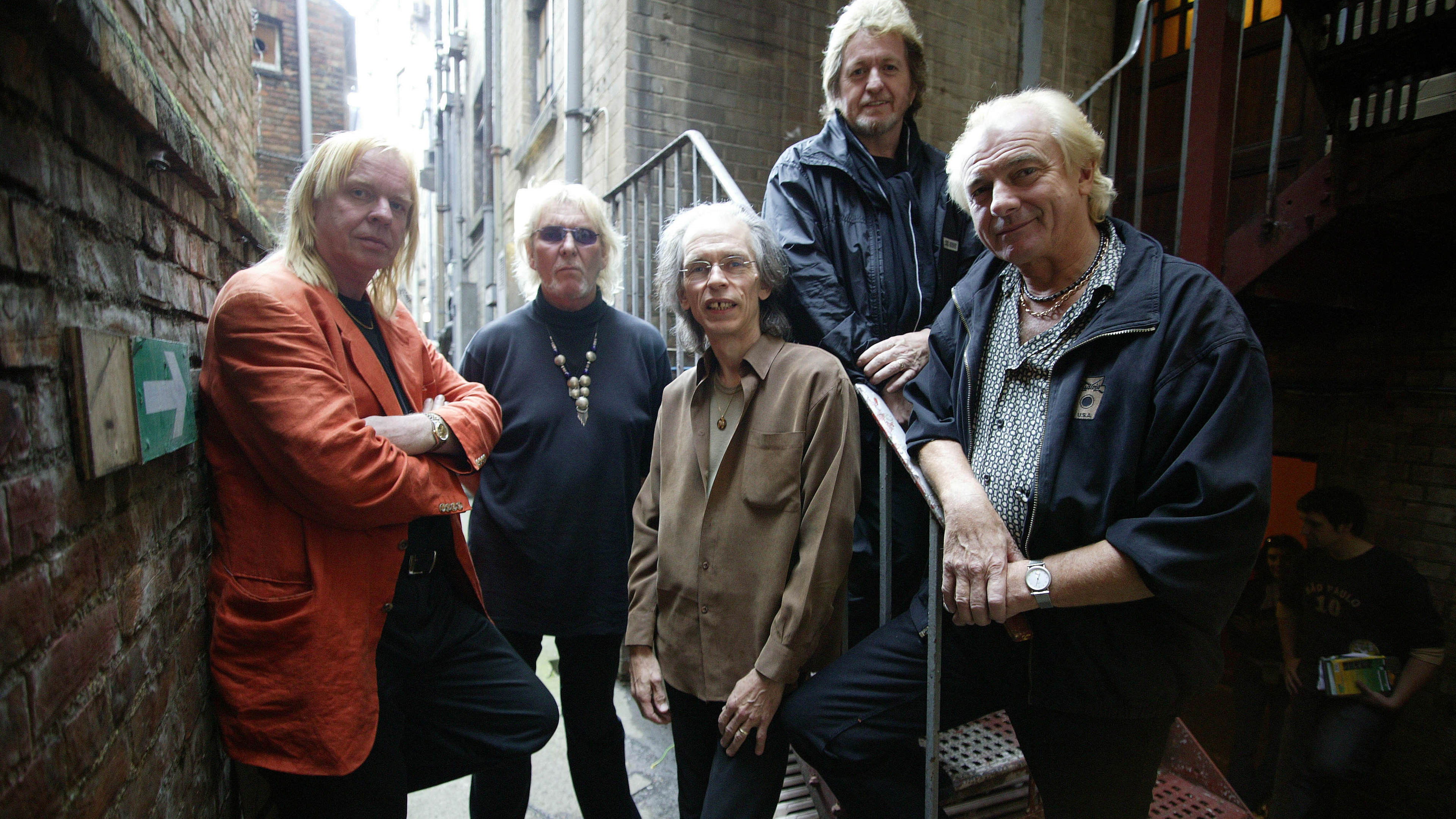 Backdrop for Yes Acoustic: Guaranteed No Hiss