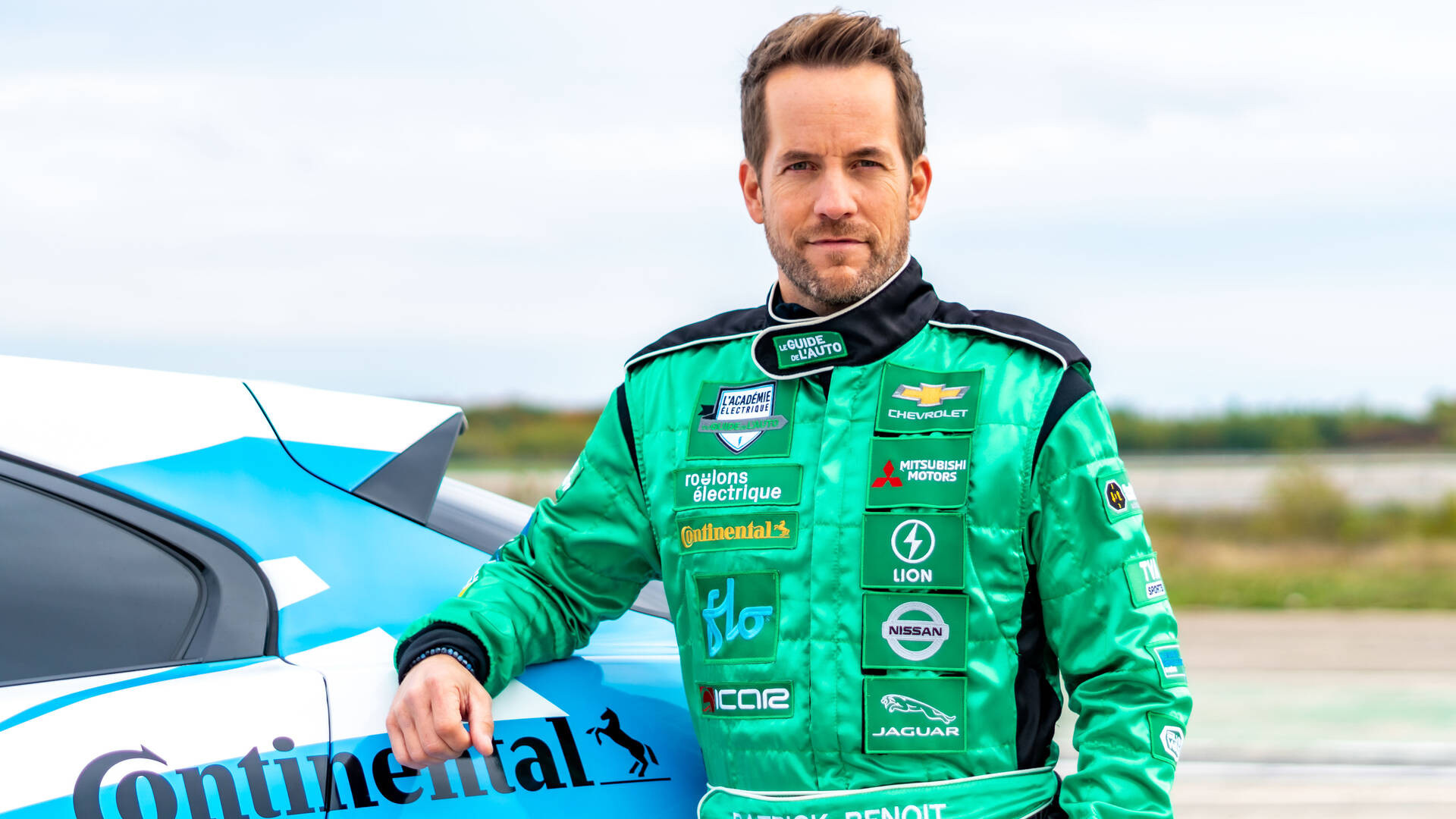 Backdrop for L'académie du guide de l'auto