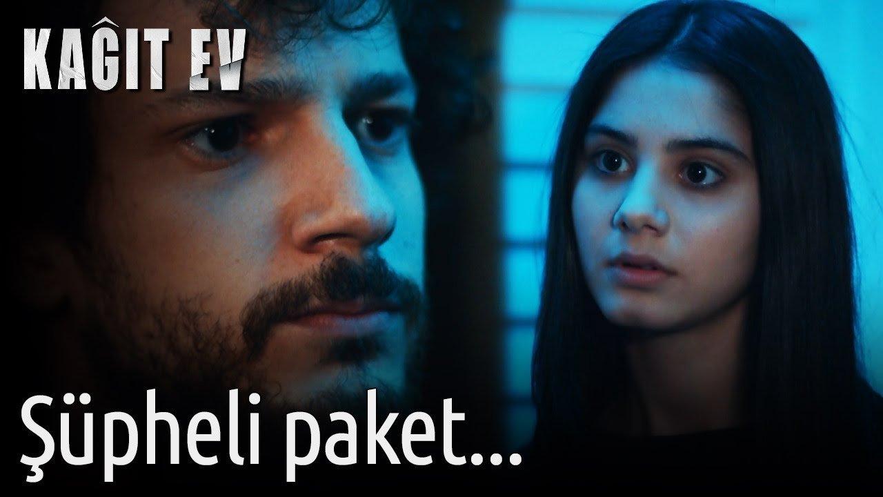 Backdrop for Kağıt Ev