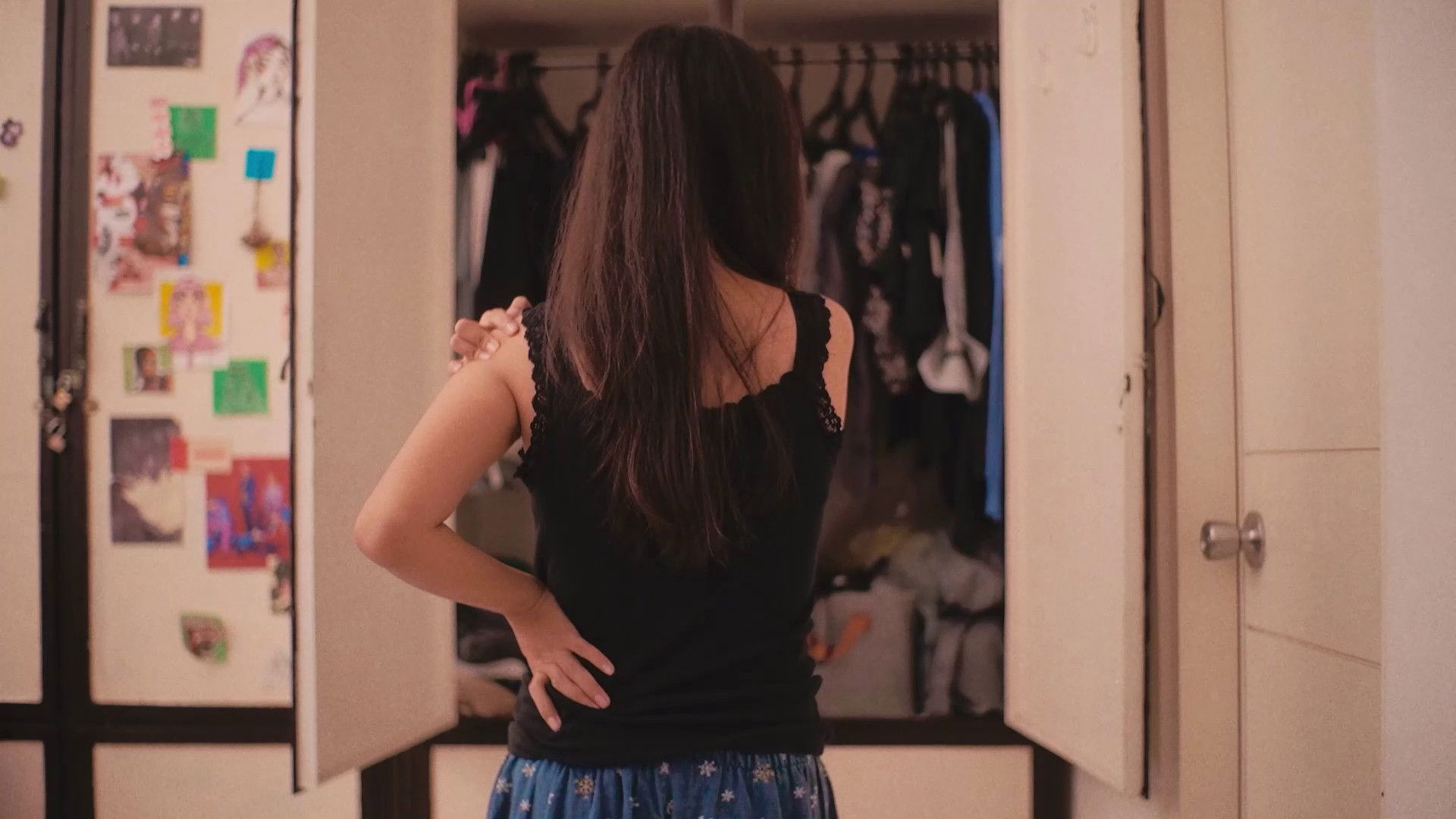 Backdrop for The Missing Necktie