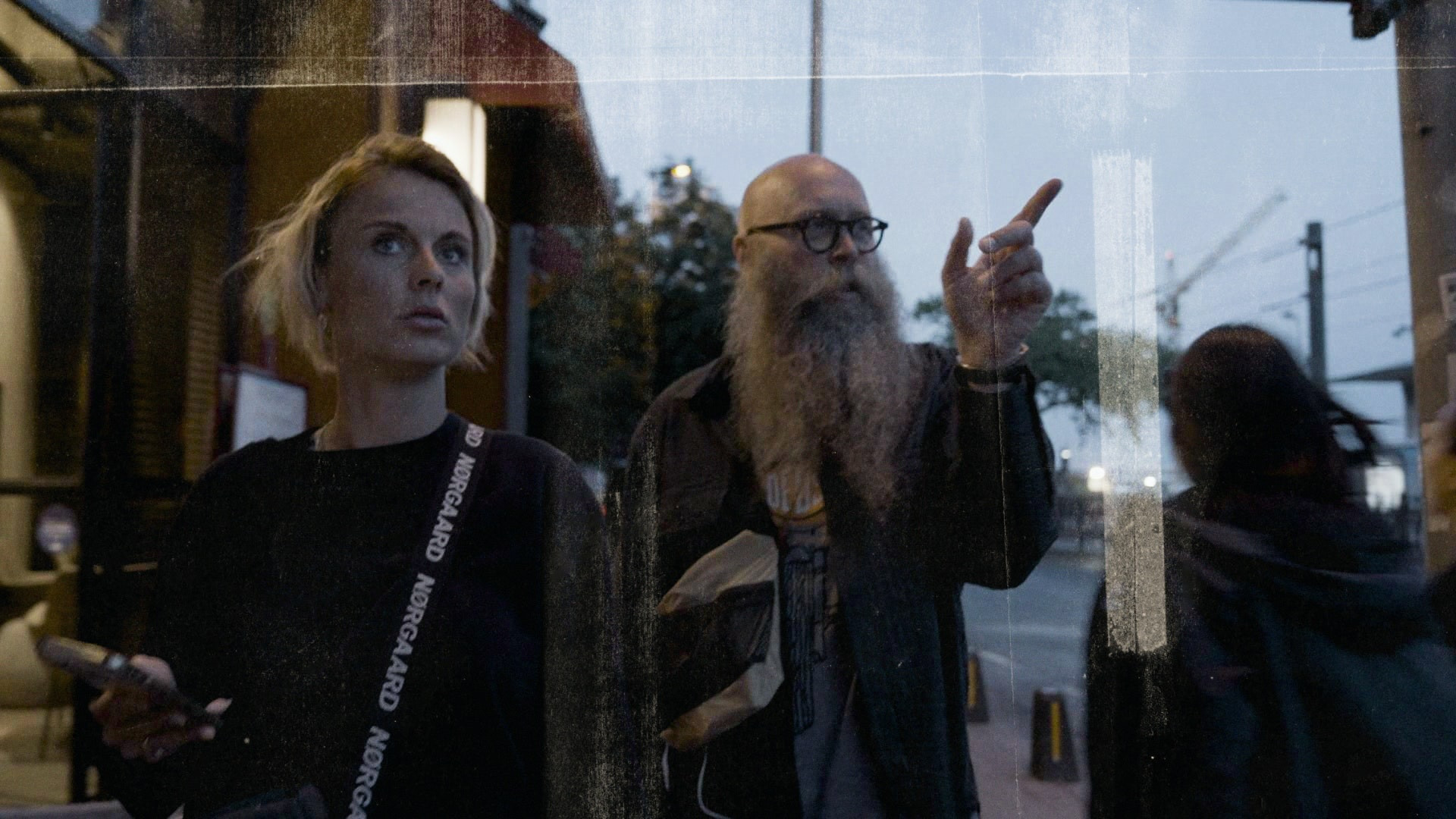 Backdrop for Jagten - hvor er Mike?