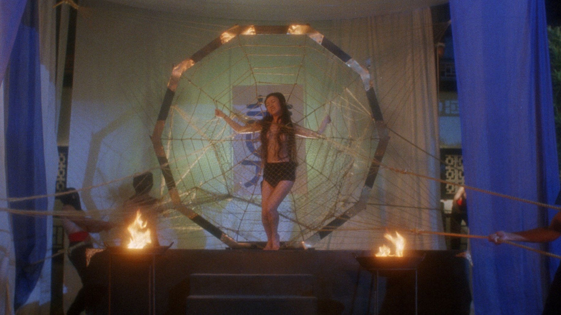 Backdrop for 满清十大酷刑之赤裸凌迟