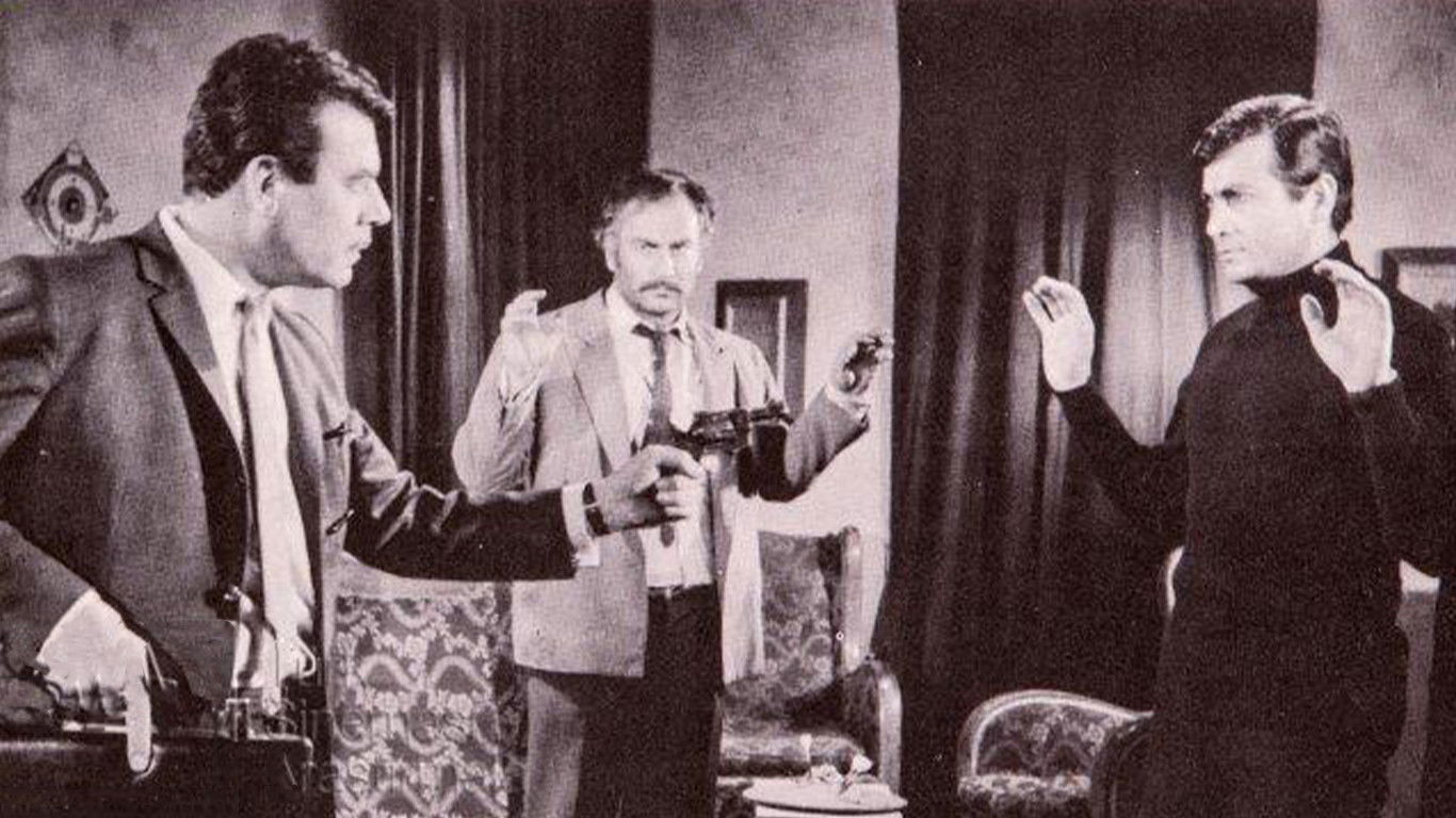 Backdrop for Yedi Adım Sonra