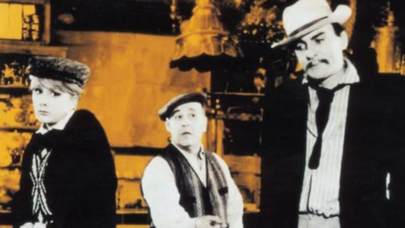 Backdrop for Babasına Bak Oğluna Al