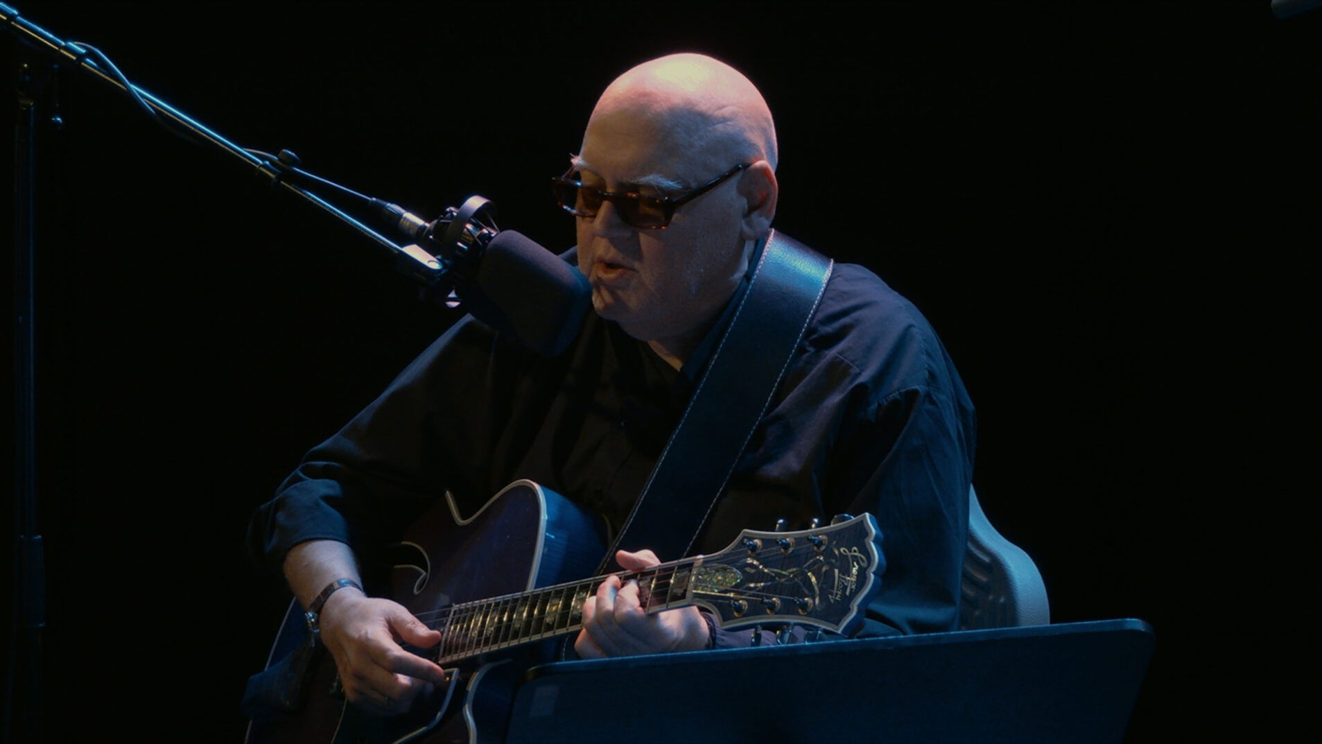 Backdrop for Karl Ratzer – In Search Of The Ghost