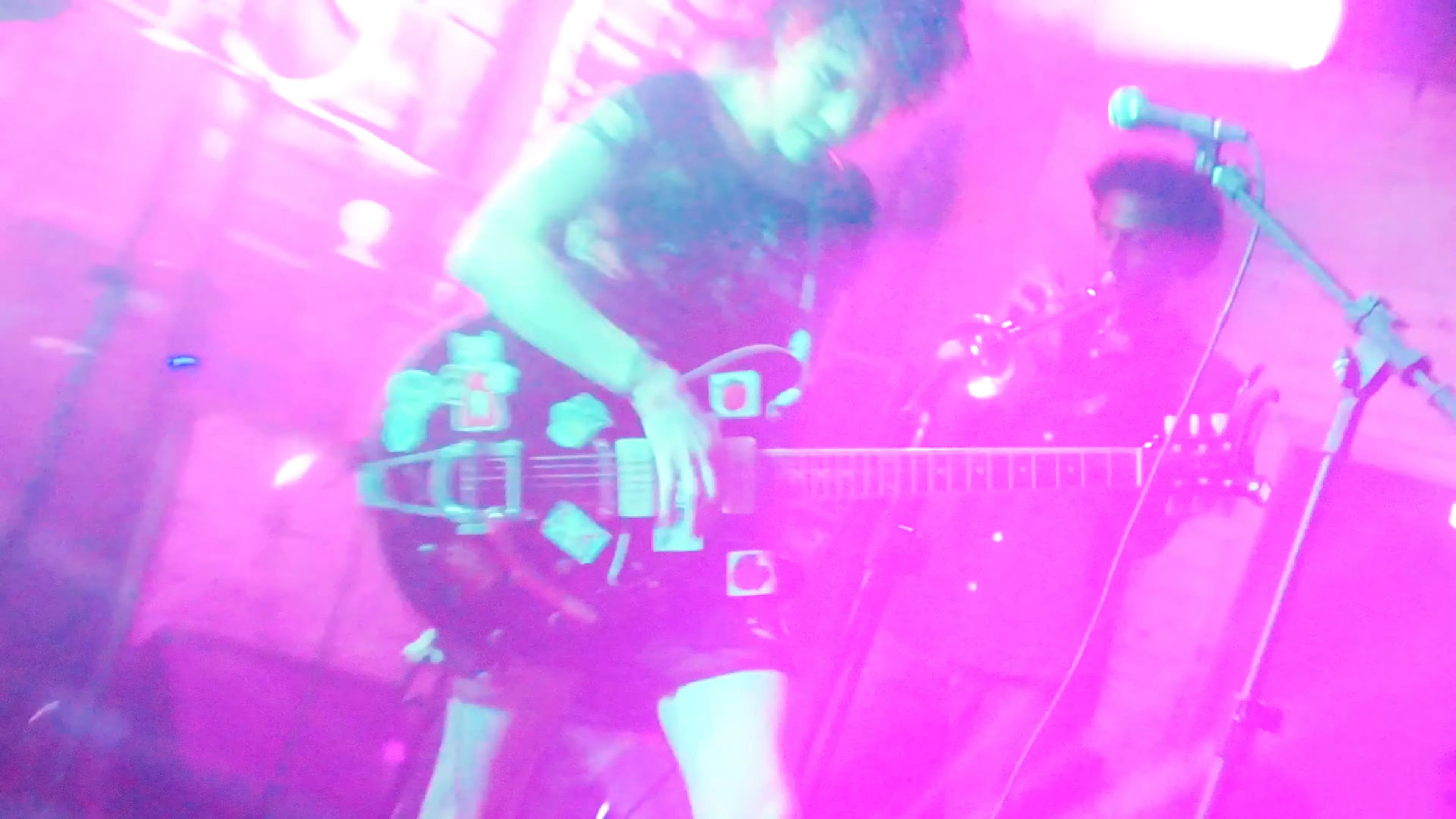 Backdrop for 72 Horas