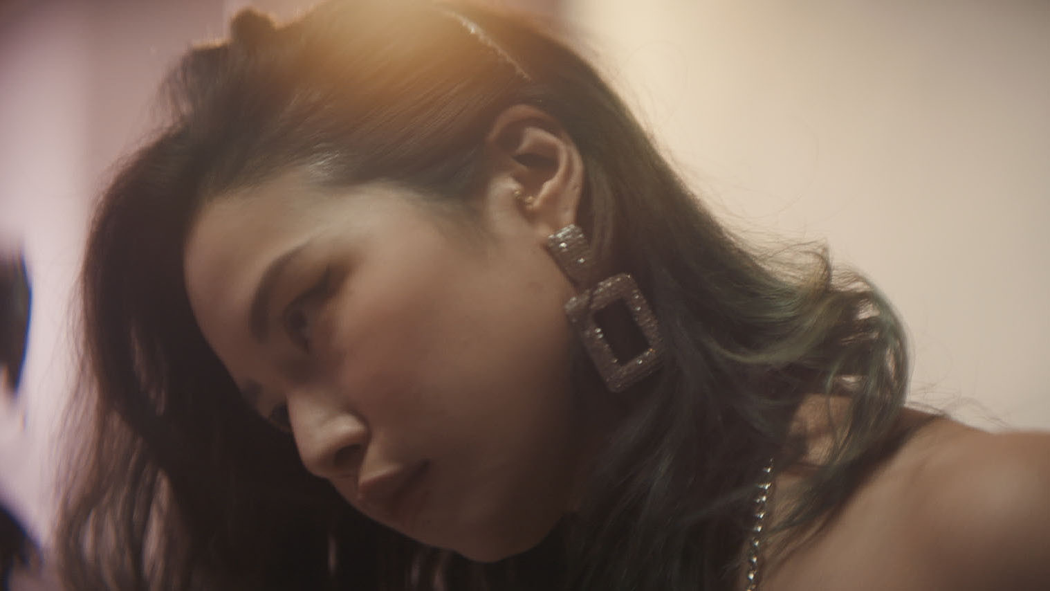 Backdrop for New Wave