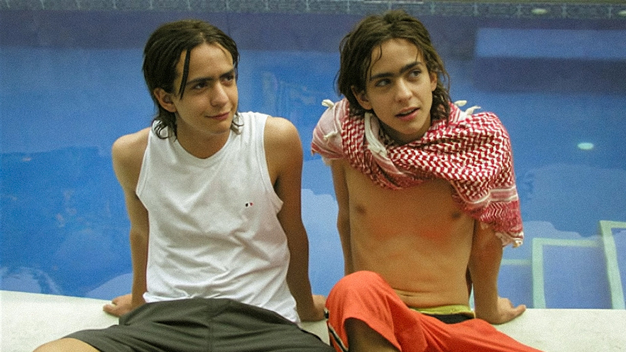 Backdrop for El Colombian Dream