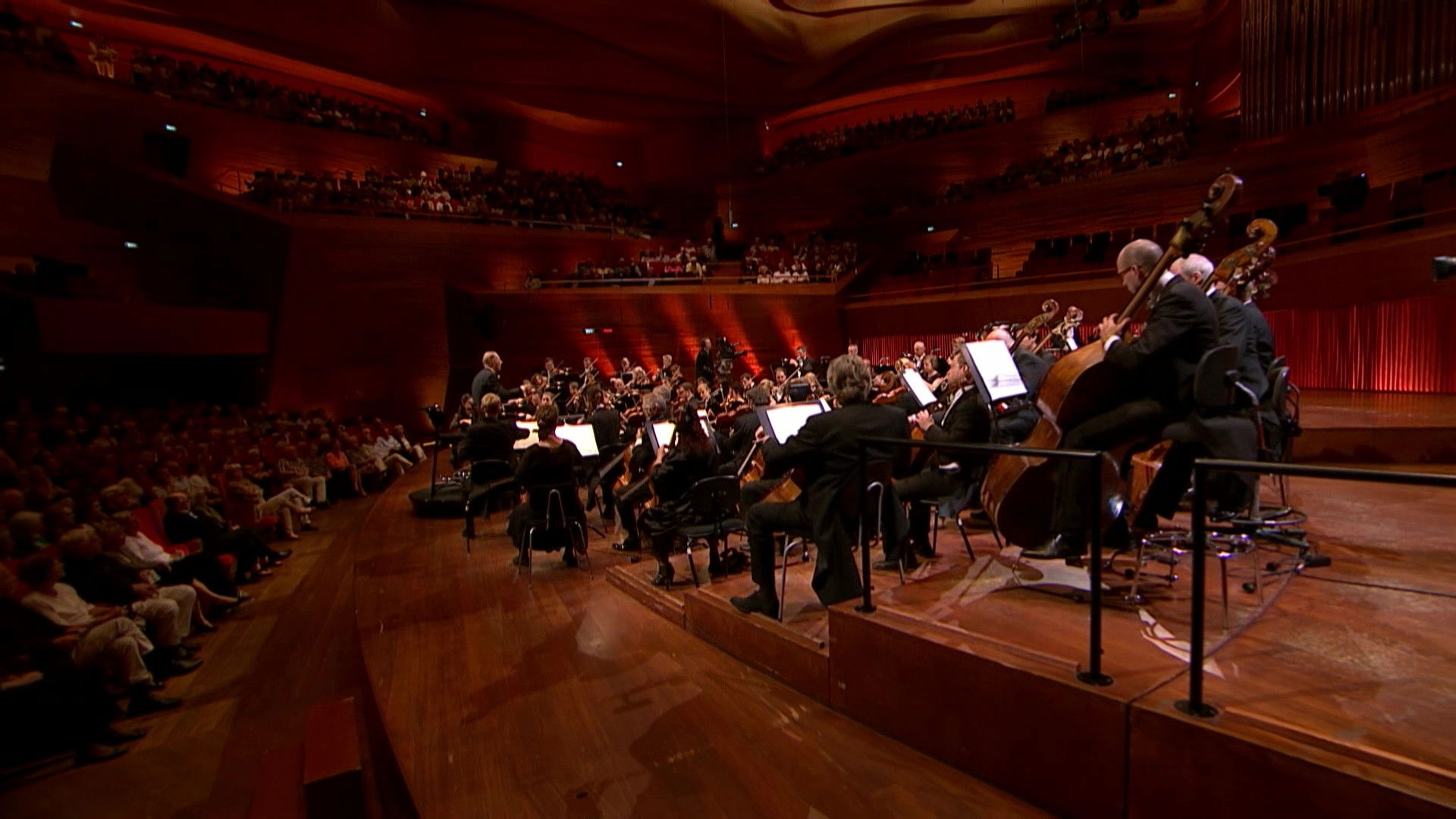 Backdrop for Beethoven: The Symphonies (Rafael Frühbeck de Burgos Conducts the Danish National Symphony Orchestra)