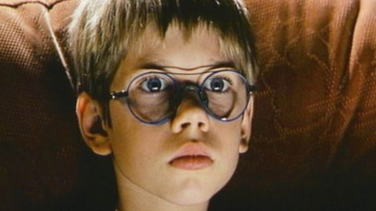 Backdrop for What Now, Luka?