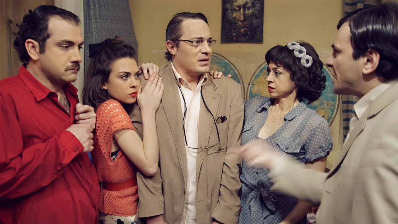 Backdrop for The house that slipped through the window