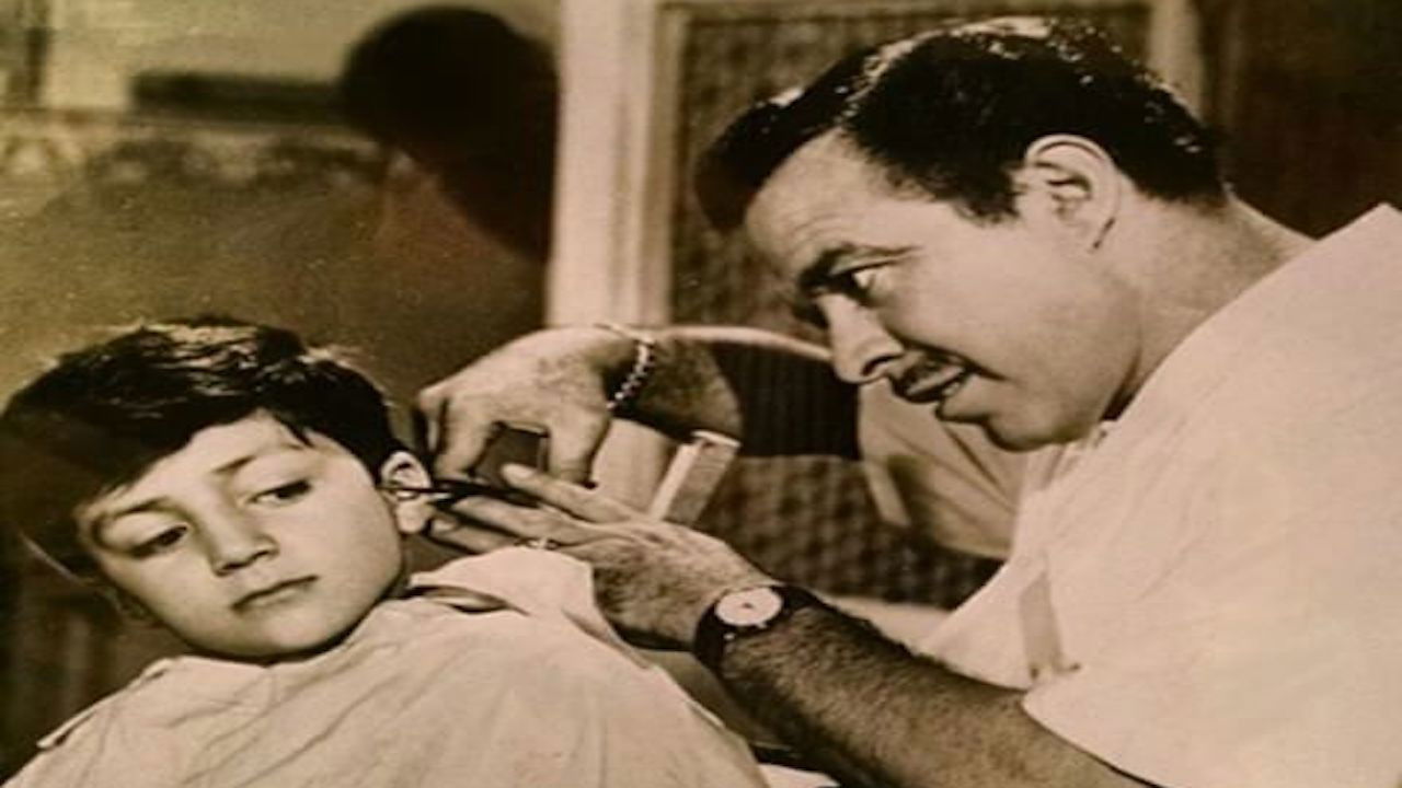 Backdrop for La tijera de oro