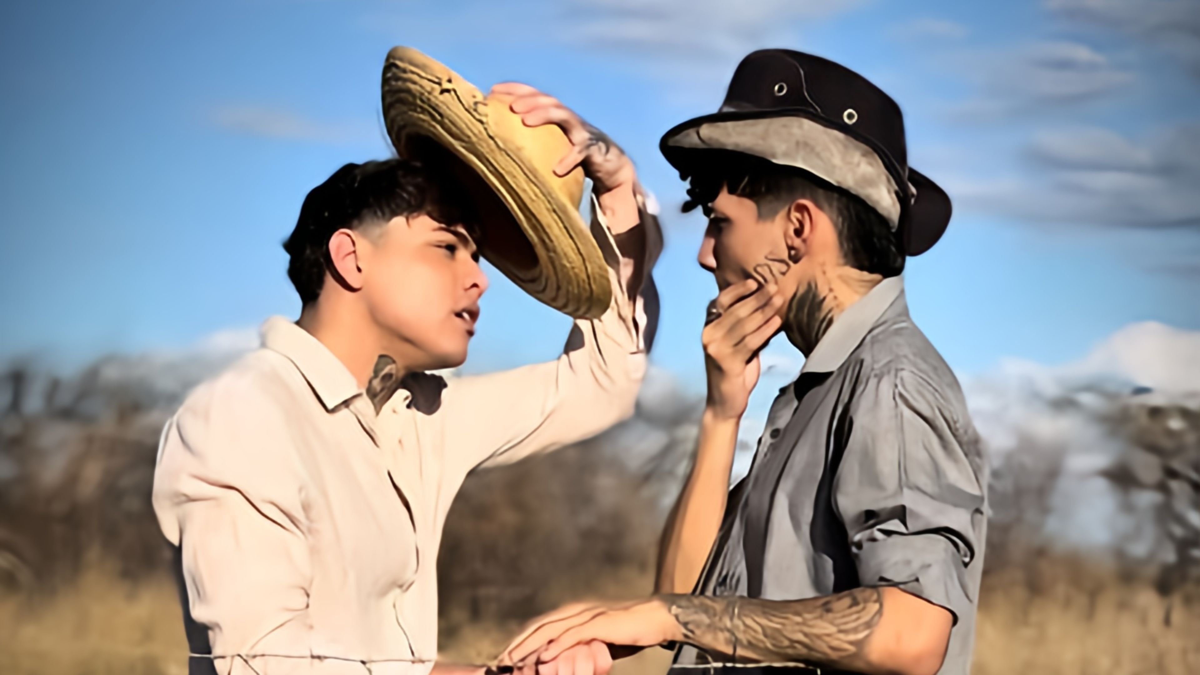 Backdrop for Além das Aparências