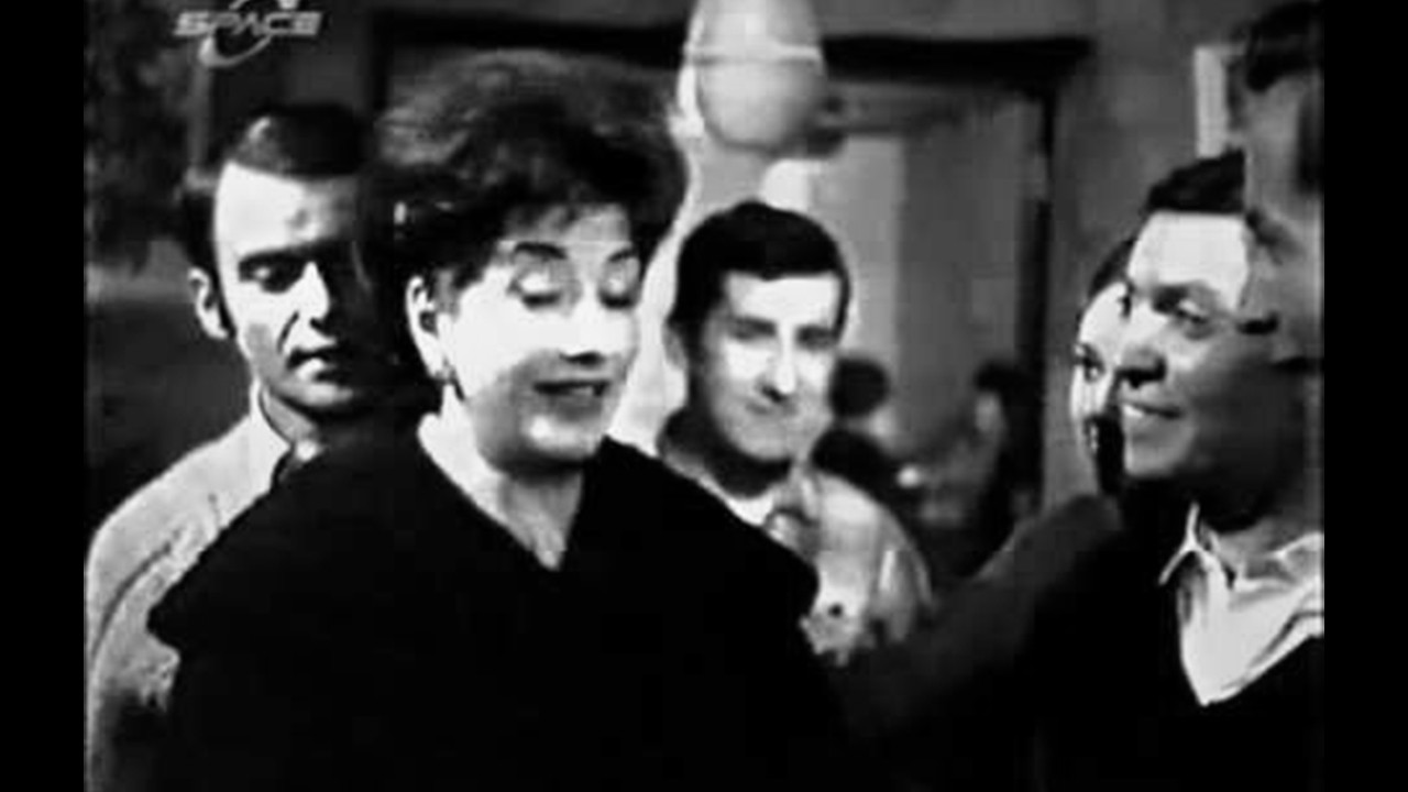 Backdrop for Chao amor