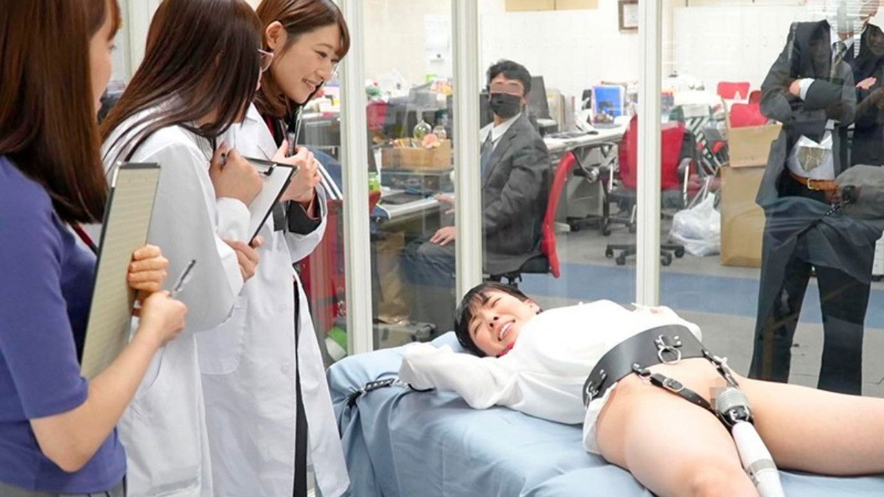 Backdrop for SOD female employees cum with a 150,000 rpm super high-speed electric vibrator (30 times faster than before)! In their quest for the electric vibrator that will stimulate them the most, the girls themselves become human guinea pigs.