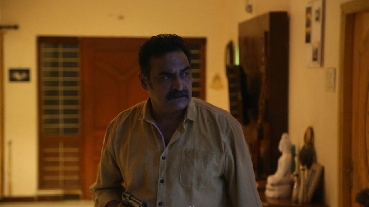 Backdrop for Iravukku Aayiram Kangal