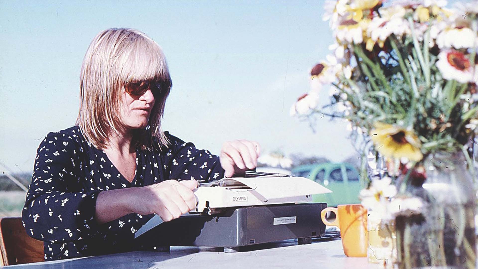 Backdrop for Alice Schwarzer