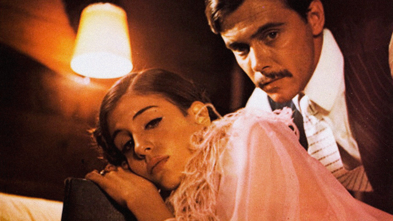 Backdrop for Sedução - A Mulher Fatal