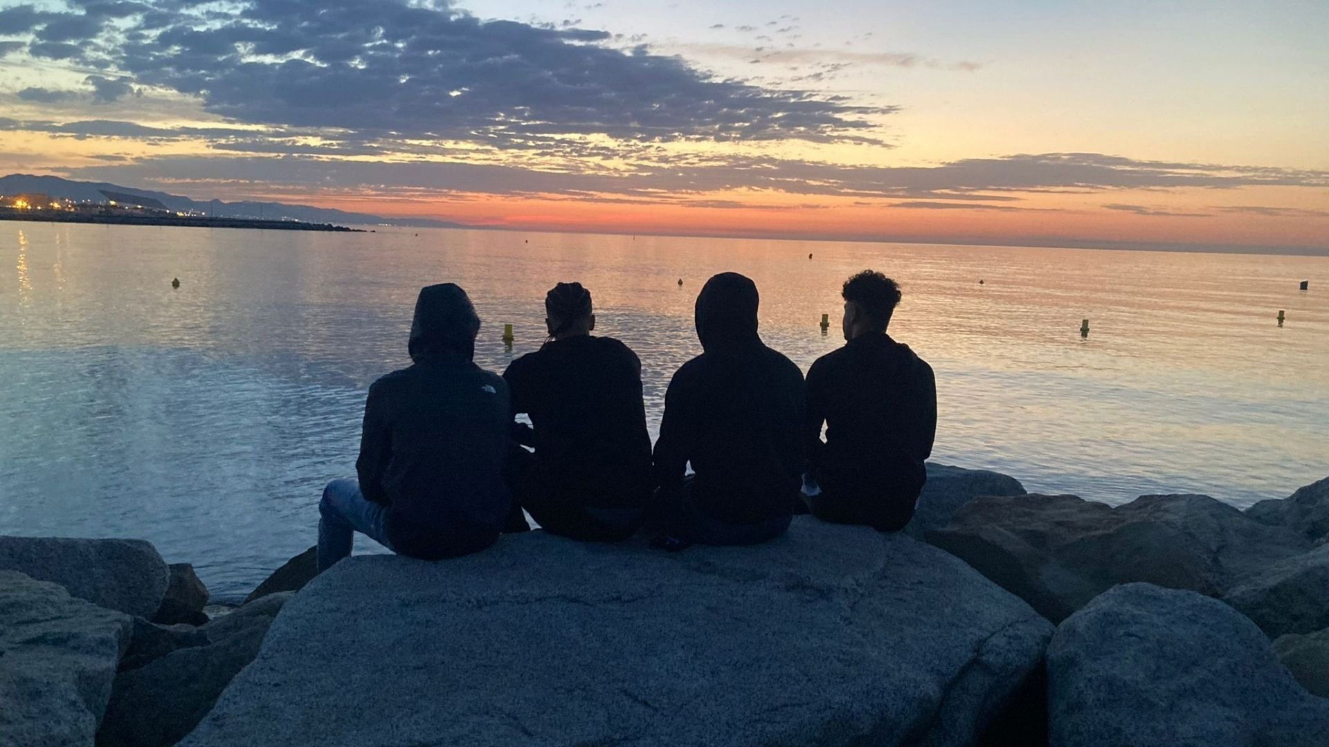 Backdrop for Los Chicos de la Calle