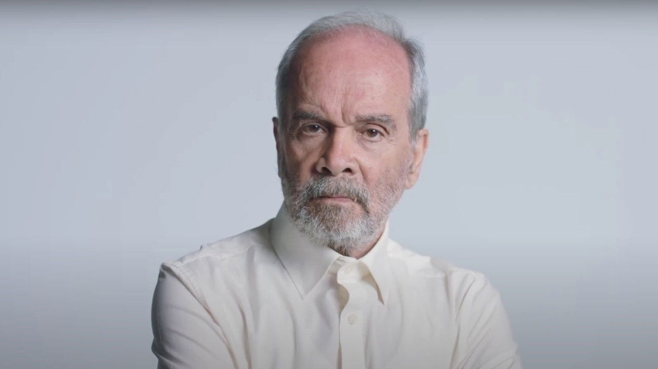 Backdrop for De Manolo