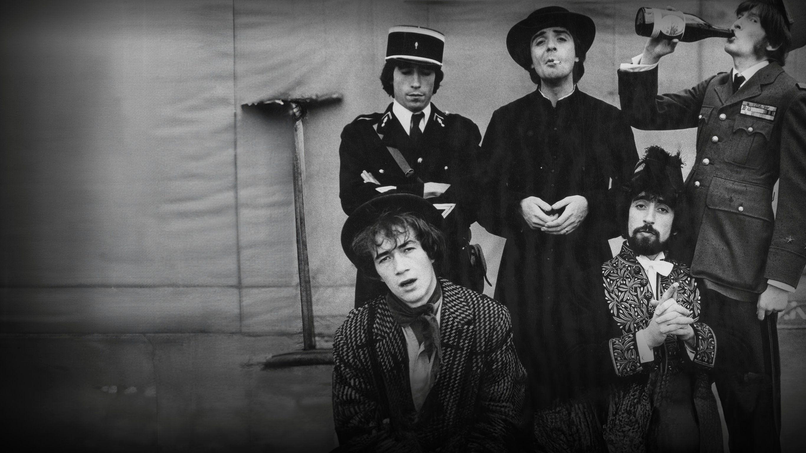 Backdrop for Les Charlots en folie