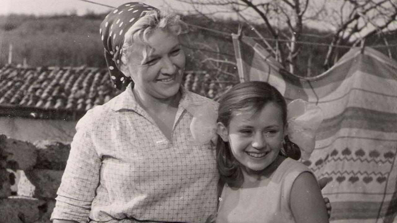 Backdrop for The Boy from the Schooner 'Columbus'