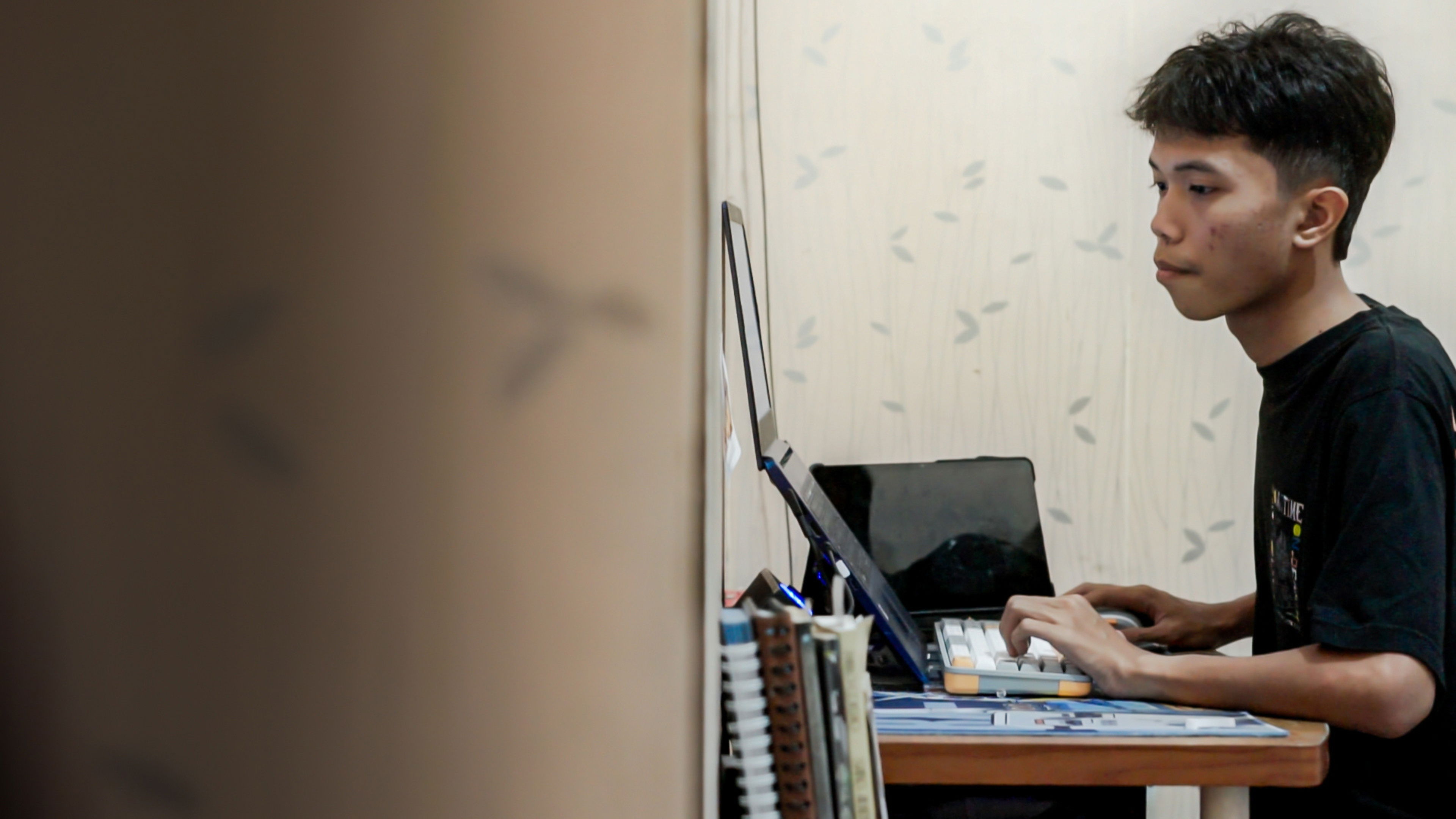 Backdrop for Penantian