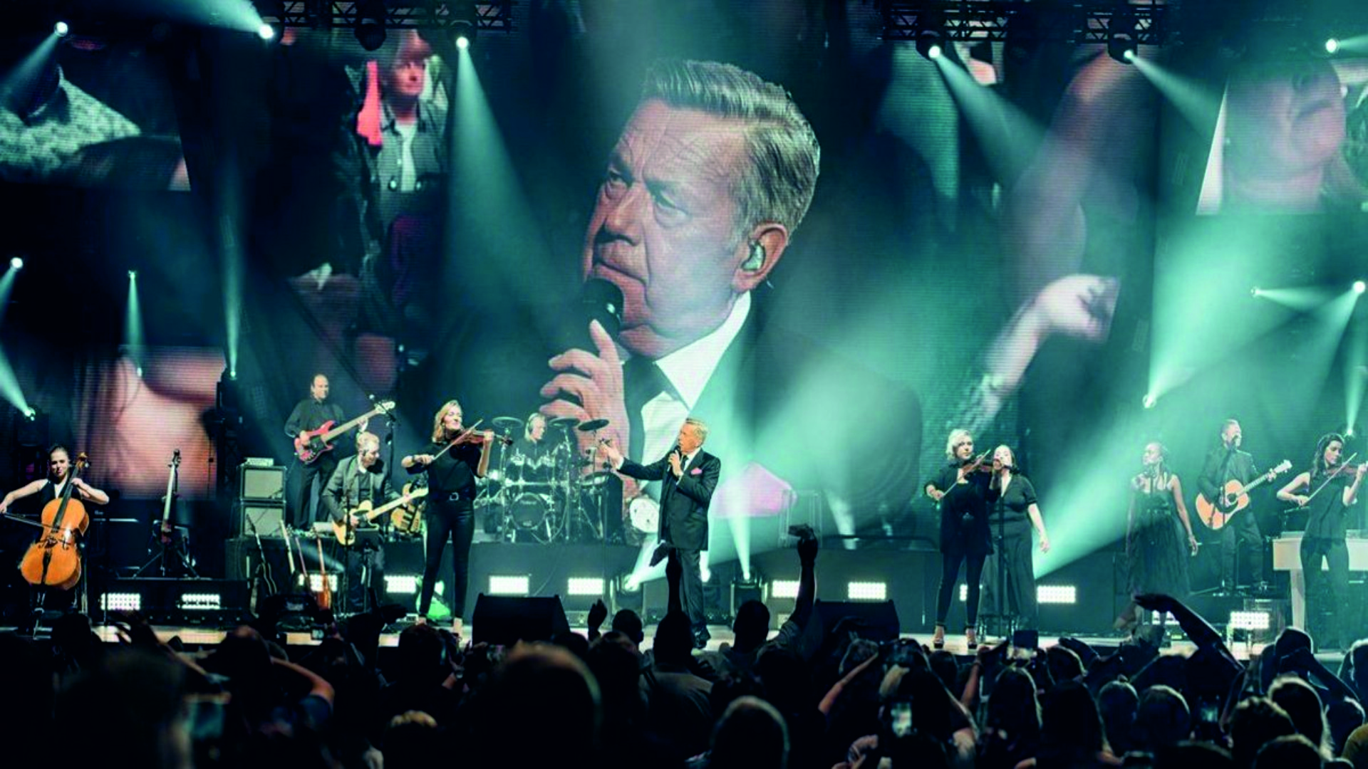 Backdrop for Roland Kaiser in Berlin - Das große Konzert