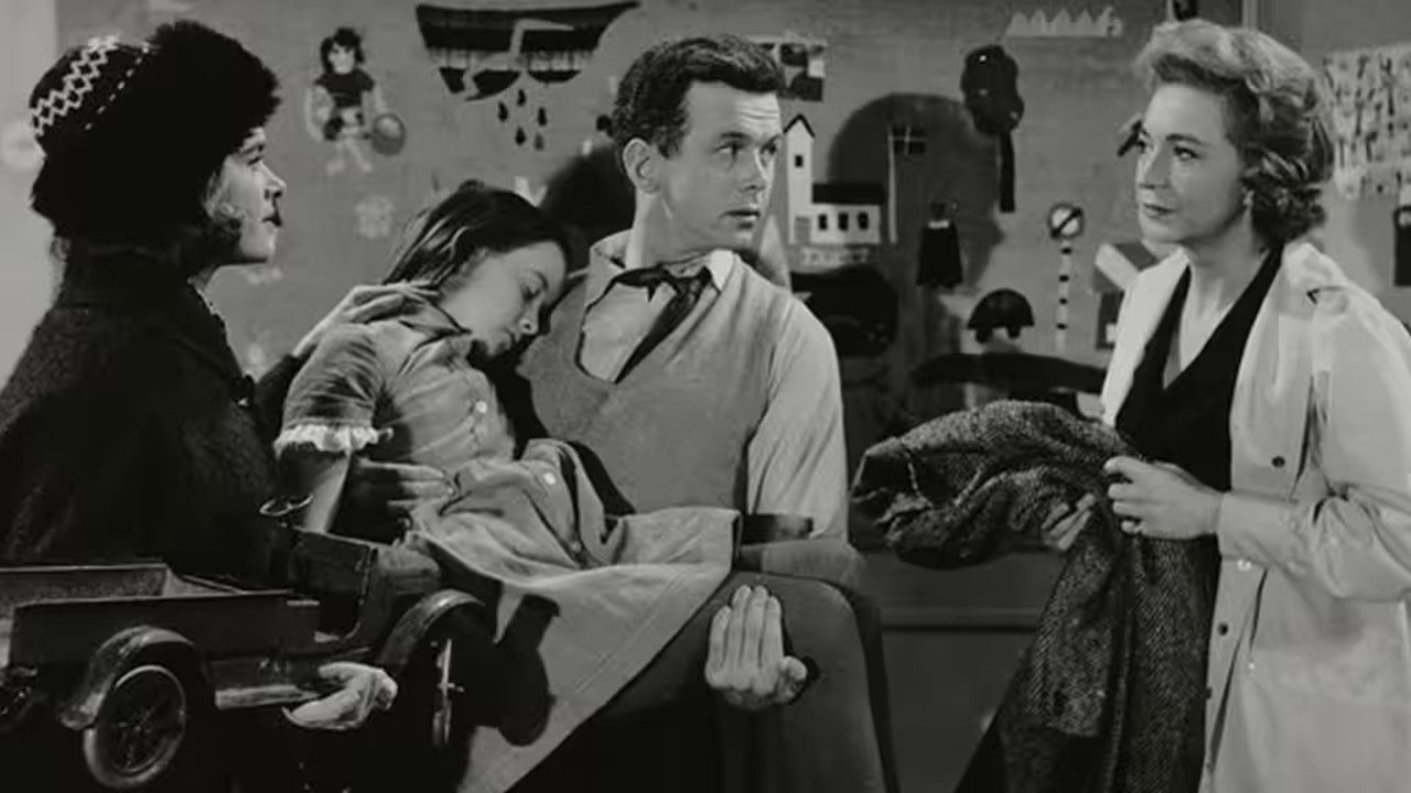 Backdrop for About Tilla