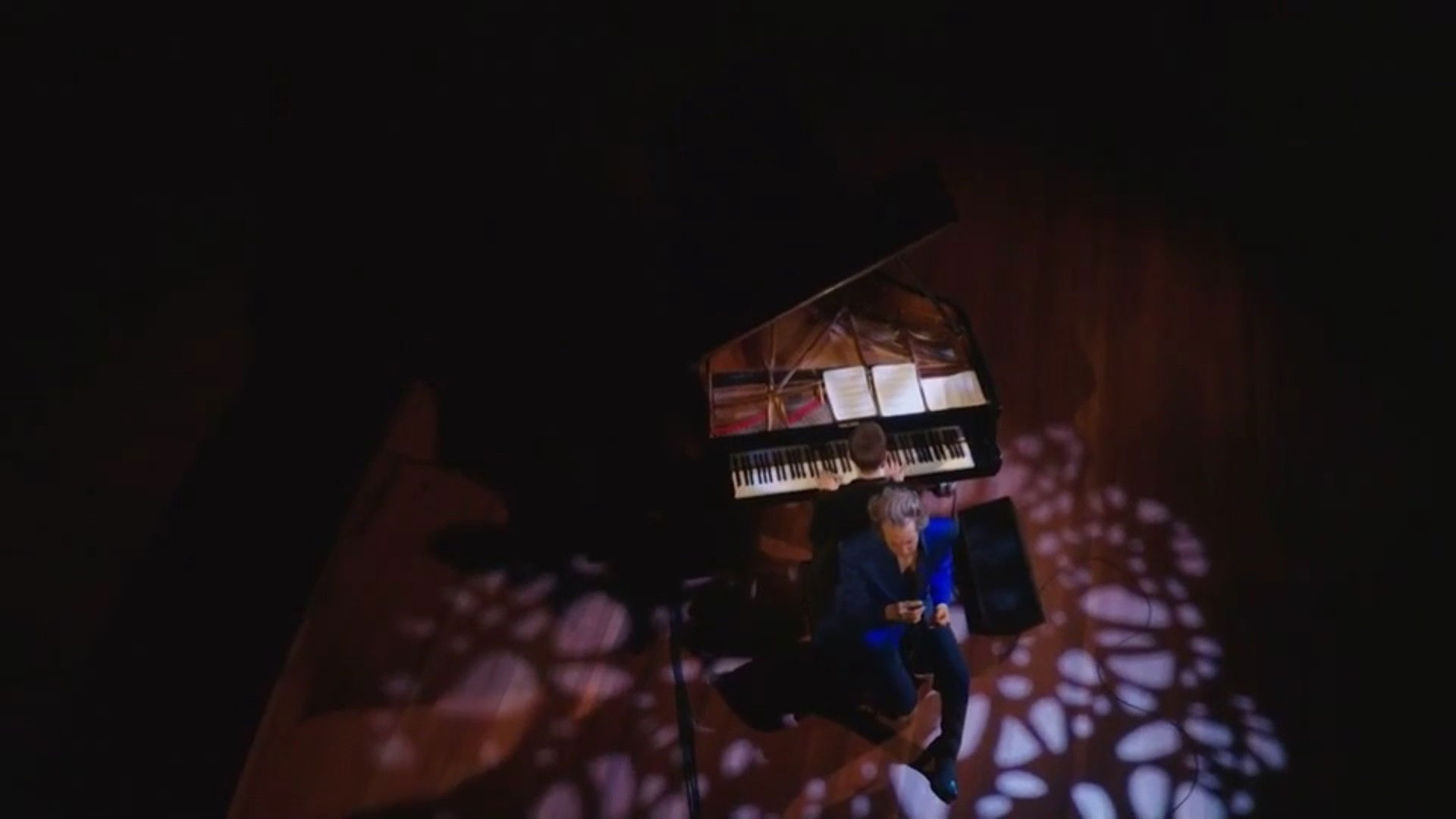 Backdrop for Sven Ratzke: Where Are We Now