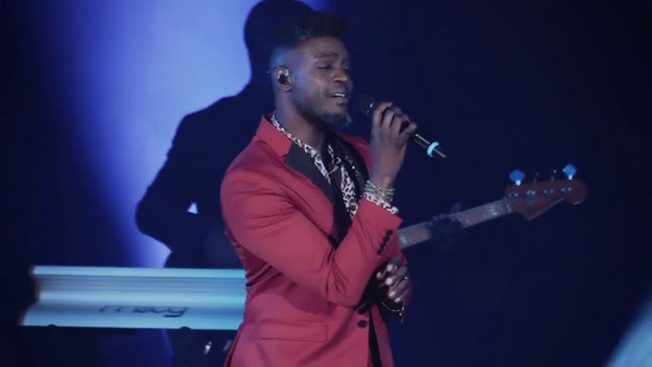 Backdrop for Corneille à la Cigale