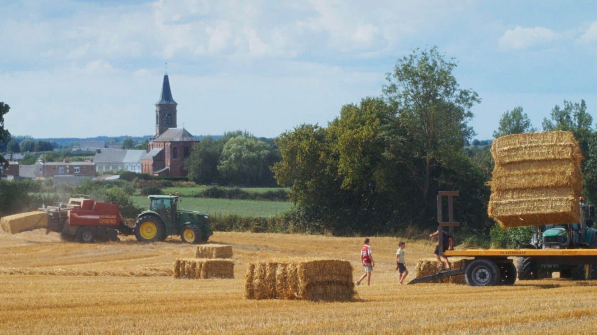 Backdrop for Un été à la ferme - L'âge d'or