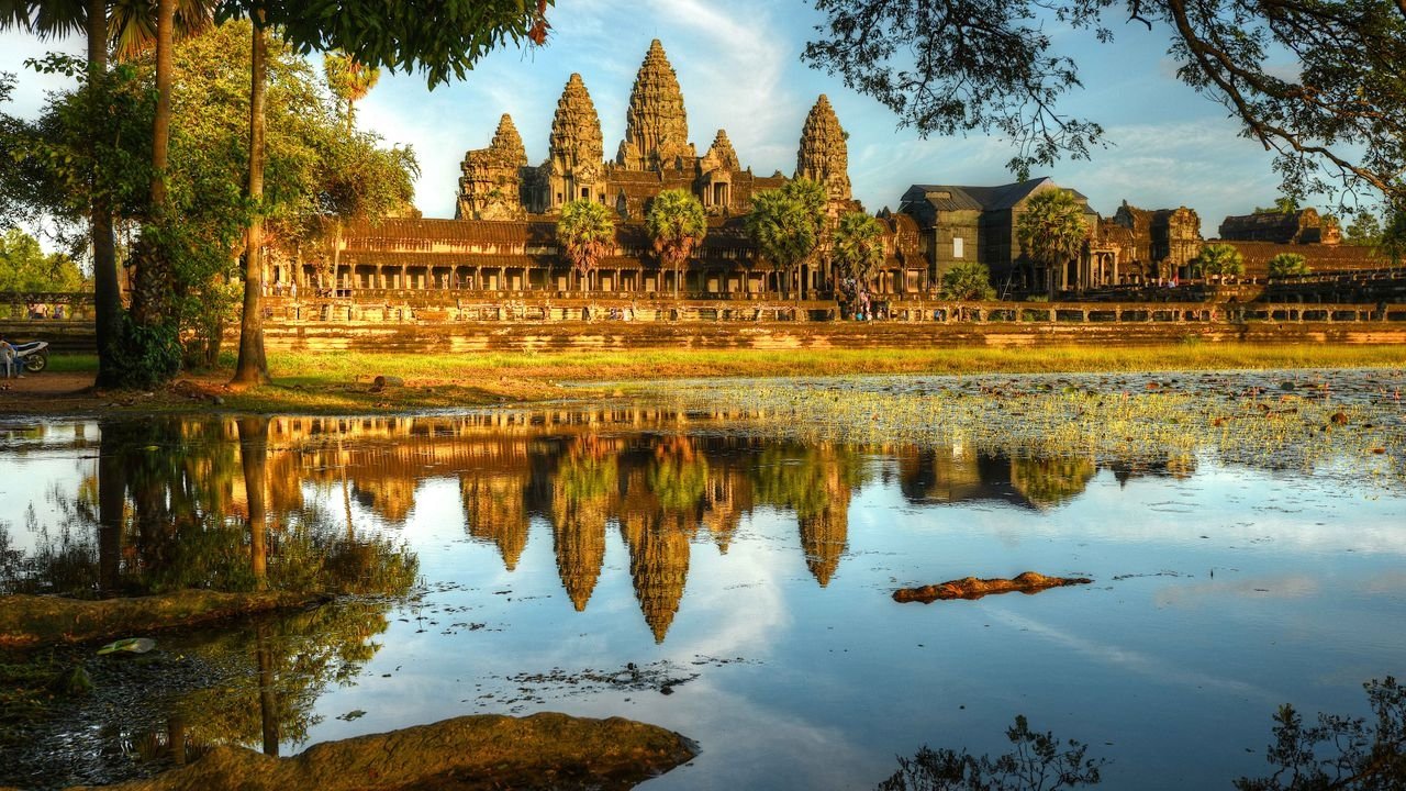 Backdrop for Angkor, le mystère des temples de bronze
